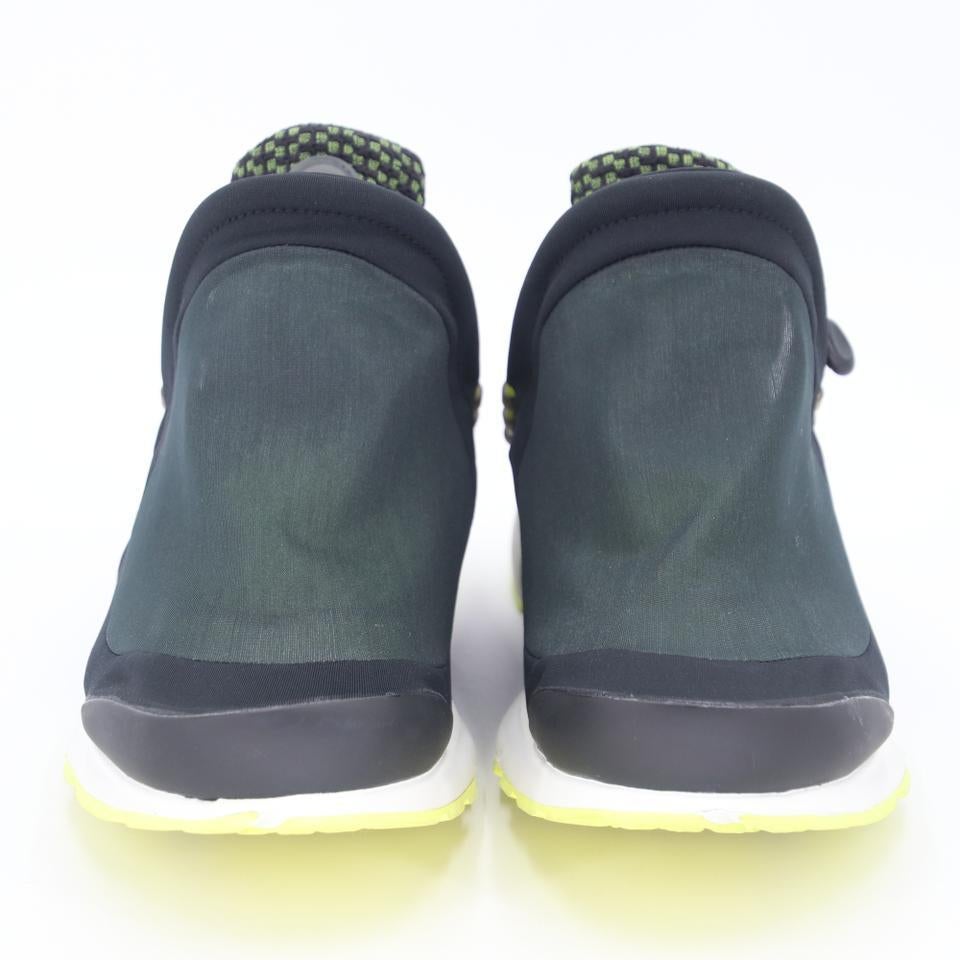 Comme Des Garçons X Nike Black Presto Tent Green Nylon Sneakers Shoes

Nike collab with Japanese brand Comme Des Garcons Homme Plus, to give this out of this world look. These shoes are a everyday lifestyle shoe and perfect to style with any active