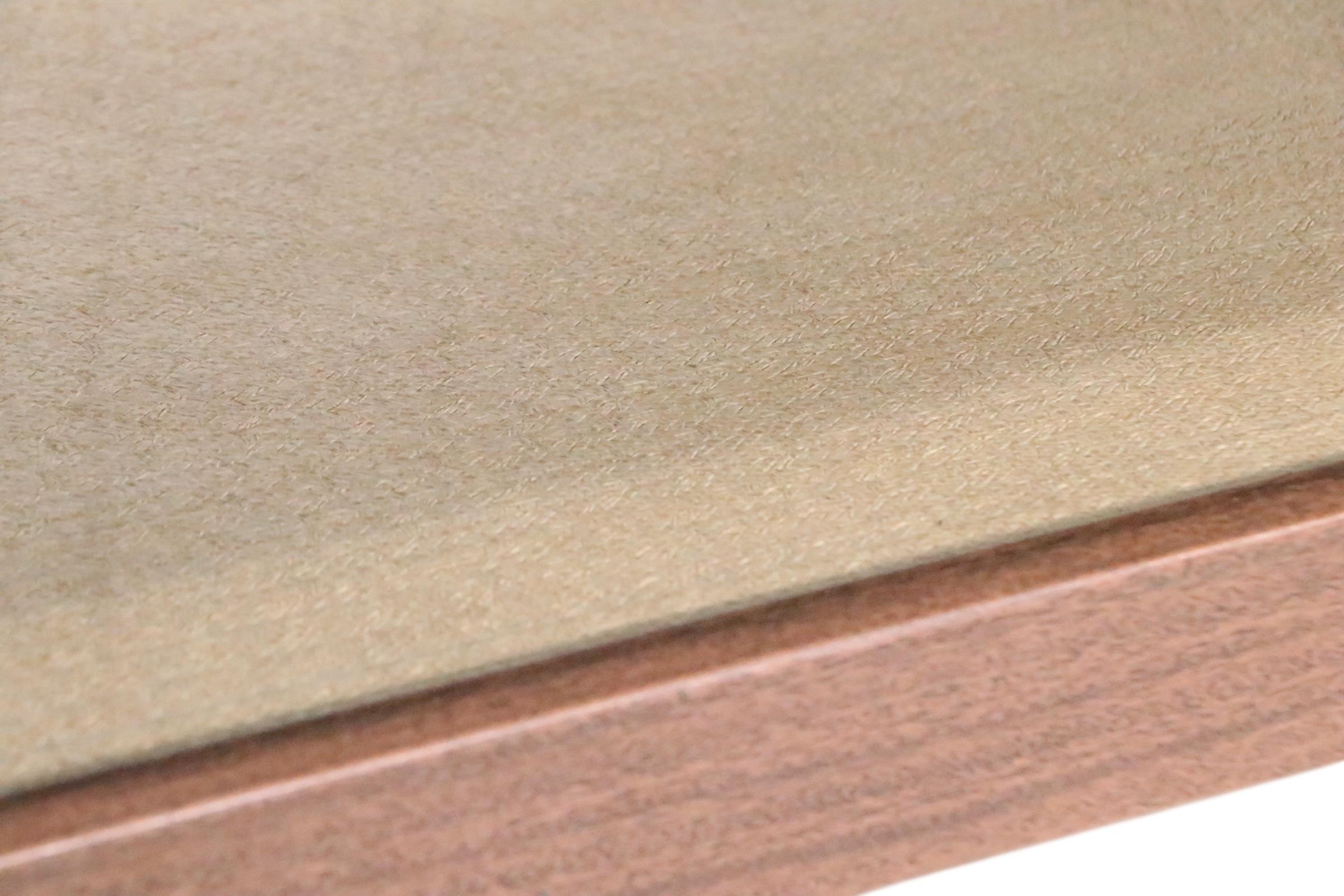 Mesa baja Mid Century de calidad comercial en venta 8