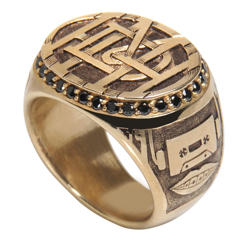 For Sale:  Commission a Personalized Monogram Signet Ring 9