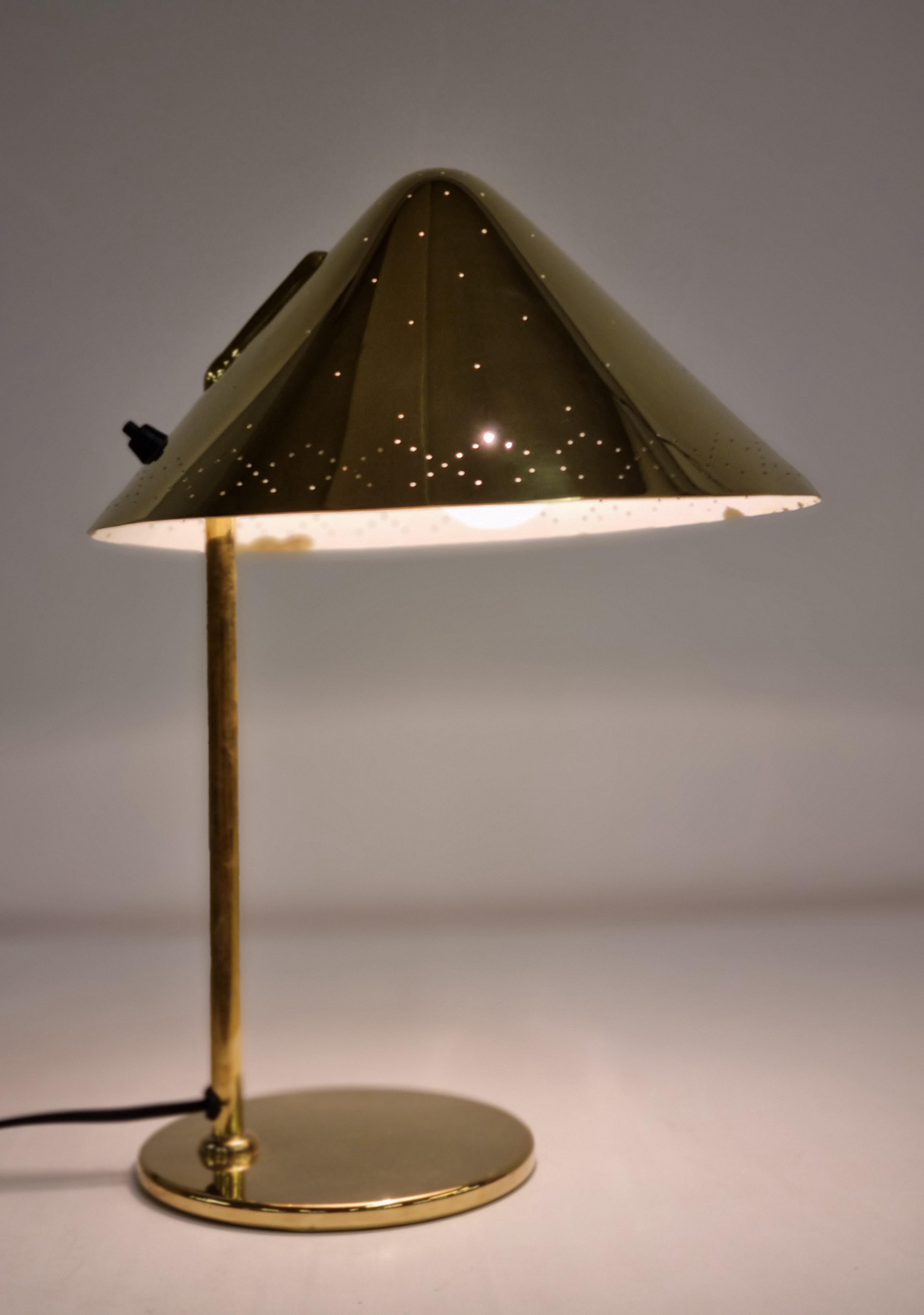Finnish Commissioned Paavo Tynell Table Lamp, Taito Oy, 1950s For Sale