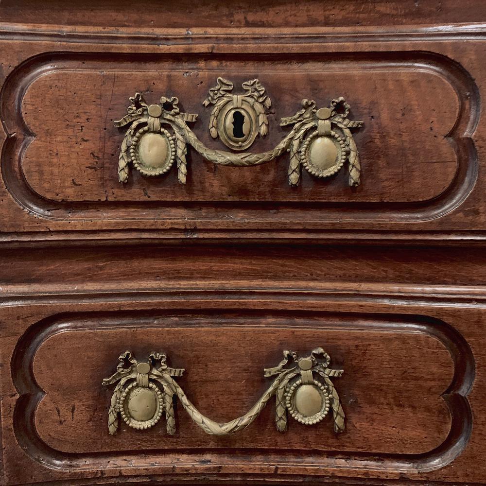 18th Century Country French Walnut Marble Top Commode ~ Chest of Drawers For Sale 1