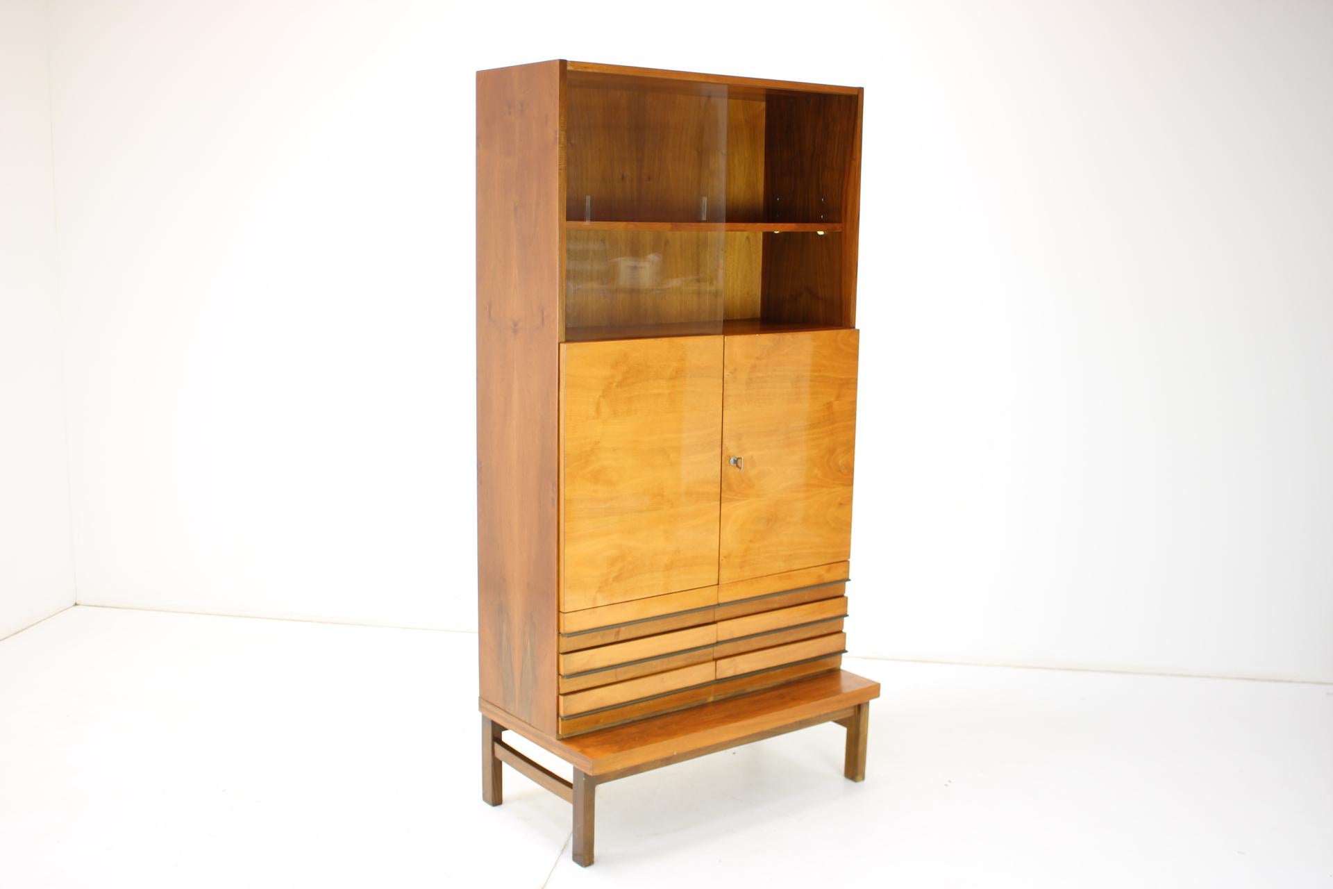 Commode ZNZ Bratislava, Tchécoslovaquie, années 1960 en vente 3
