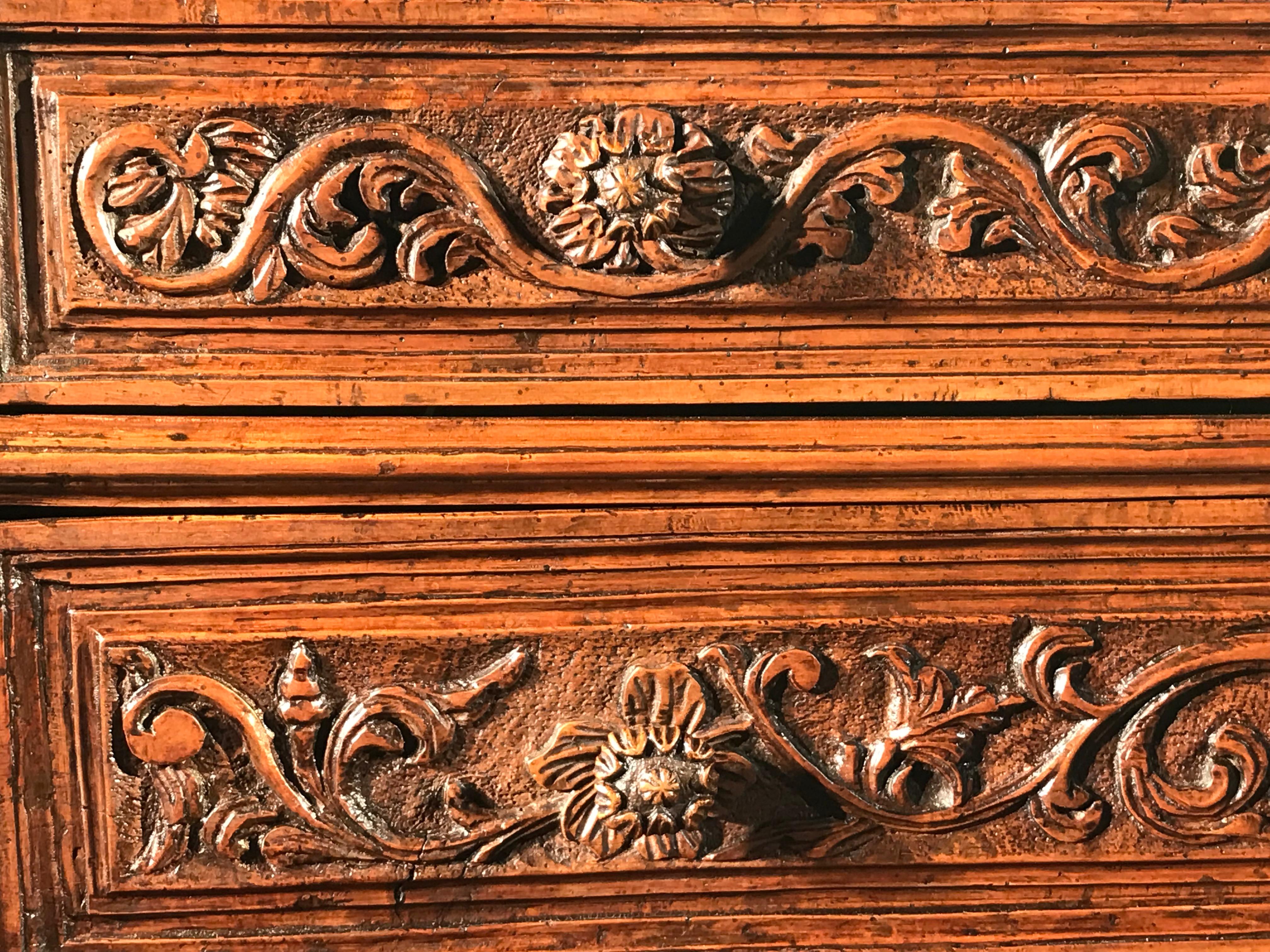 17th Century Commode Cassetone Chest of Drawers Italian Brescia Lombardy Walnut Carved Front For Sale