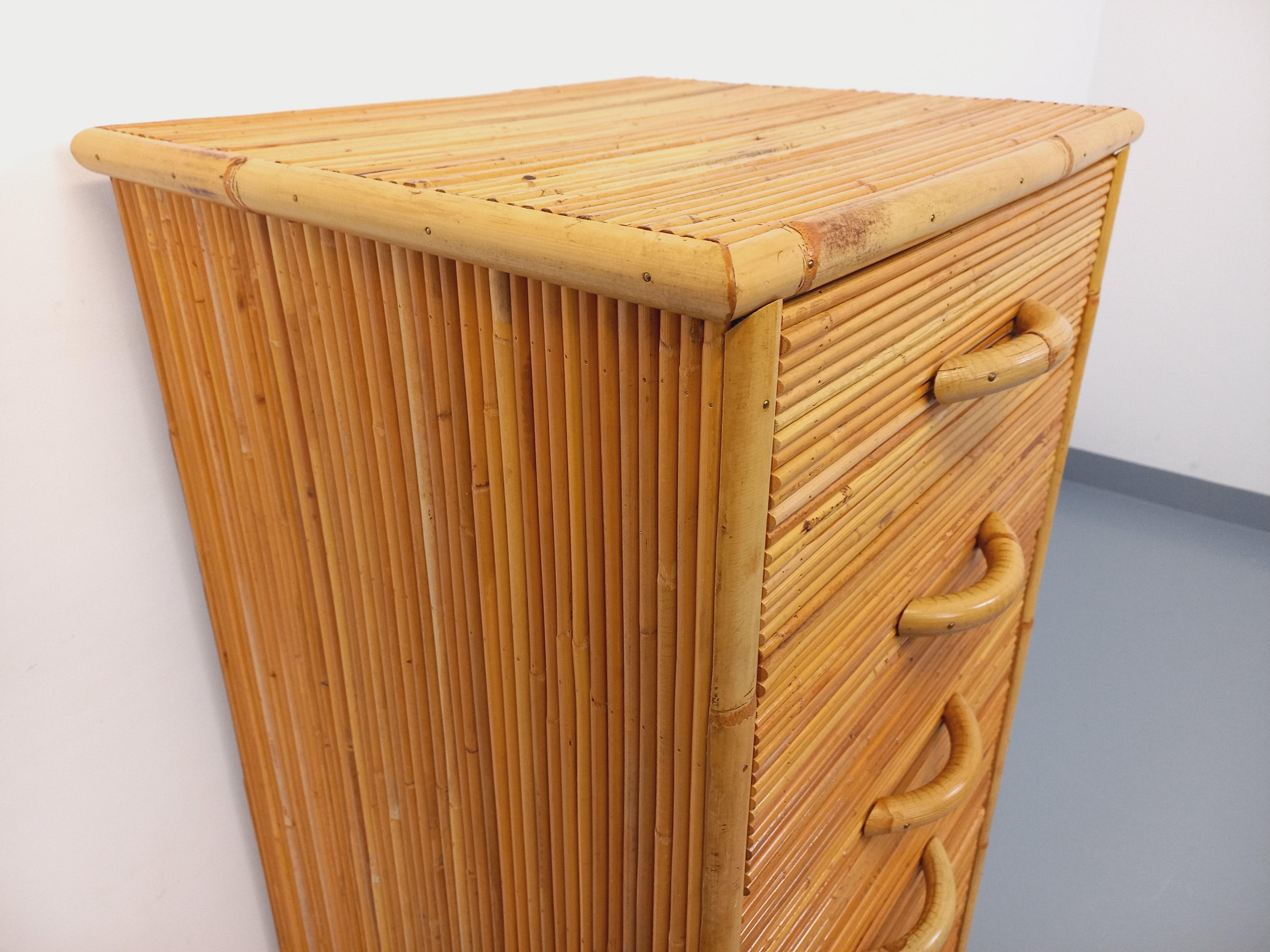 Commode chiffonnier vintage en rotin degli anni '70 in vendita 5