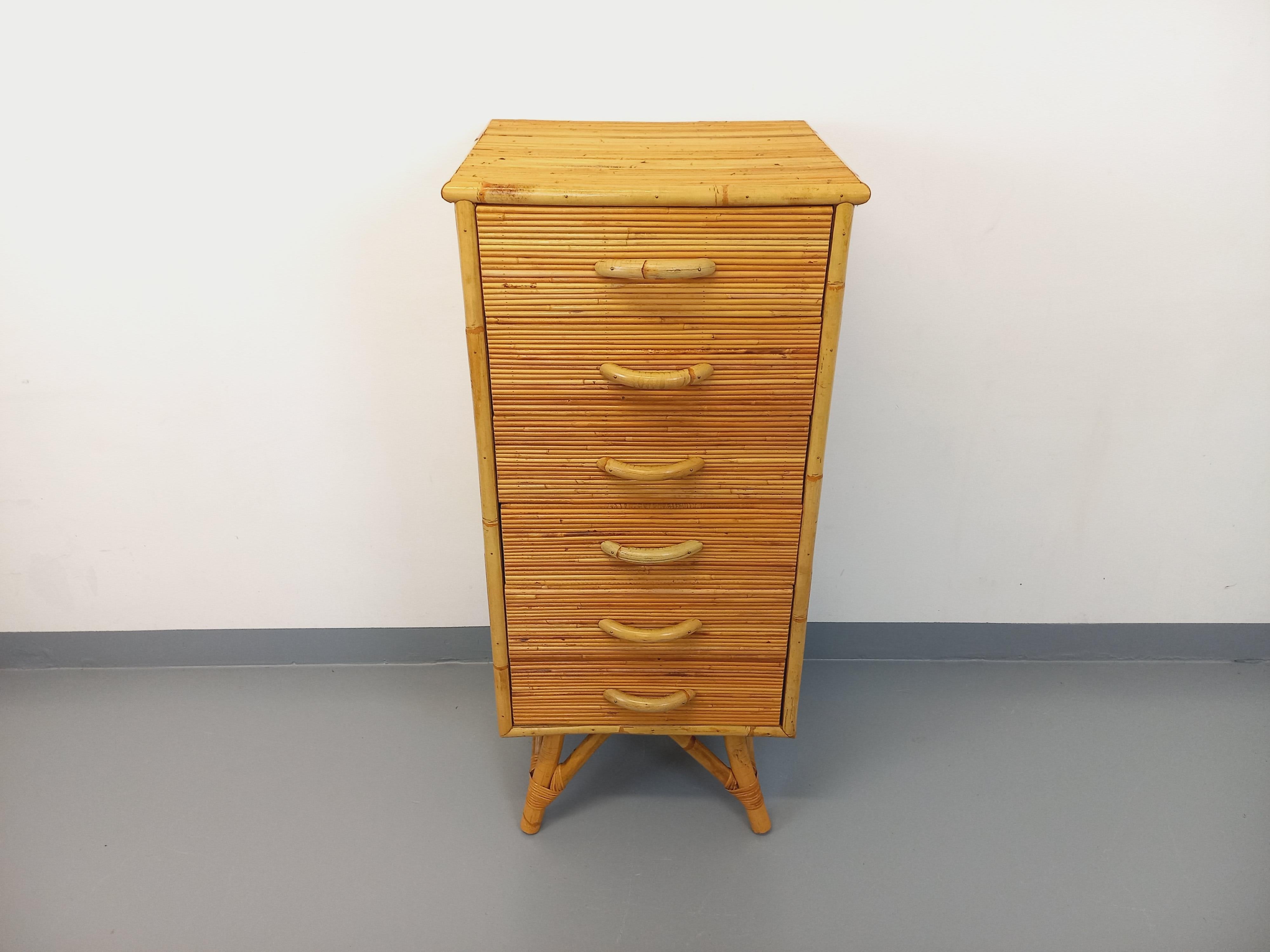 Commode chiffonnier vintage en rotin degli anni '70 in vendita 6