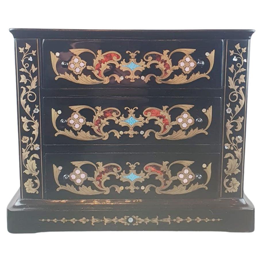 commode de maîtrise Nap III For Sale