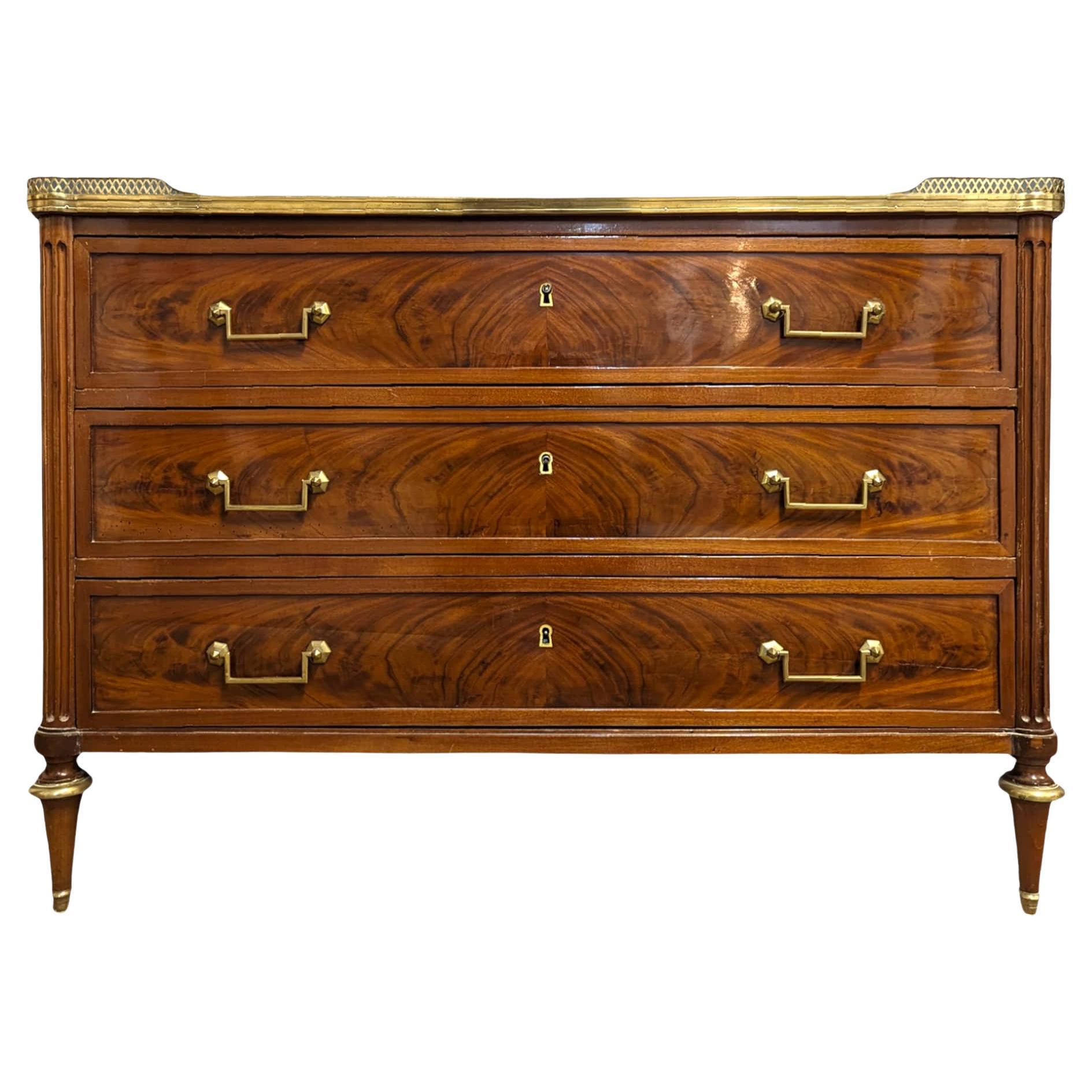 French 18th Century Louis XVI Style Mahogany Chest of drawers  For Sale