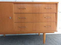 Commode en bois style vintage