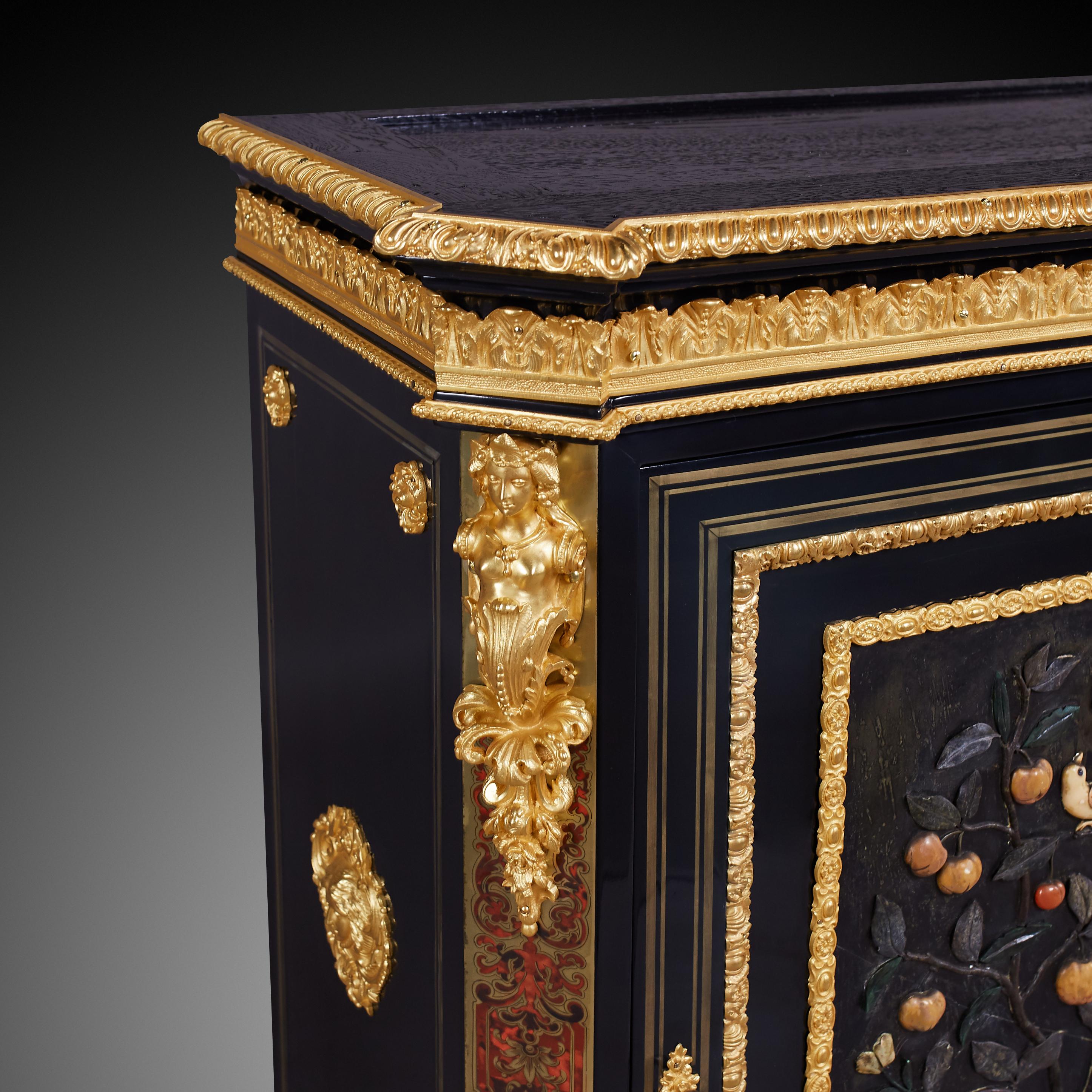 Commode French 19th Century of Napoleon III Period For Sale 4