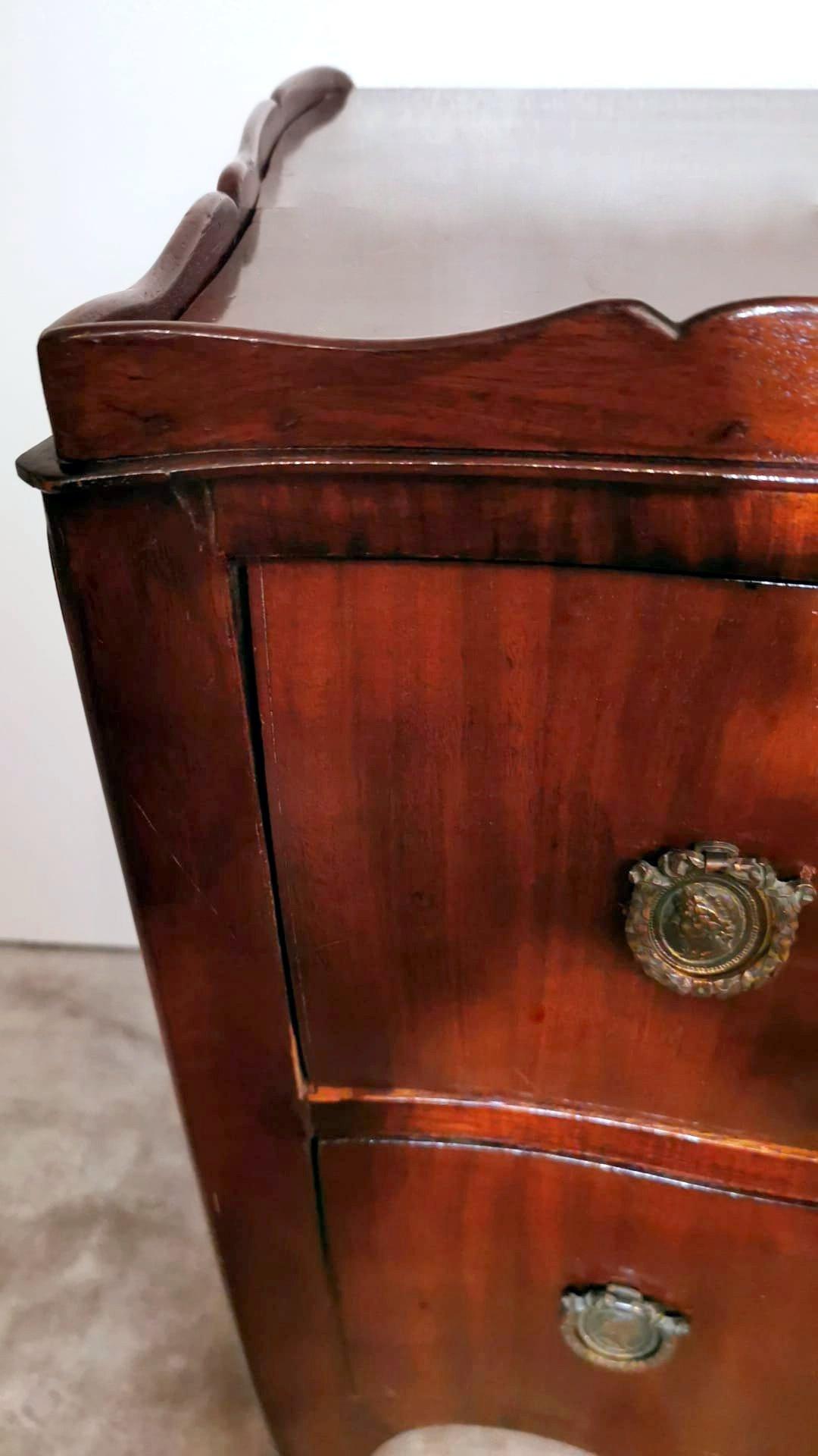 Commode in Original Neoclassical Style with Bronze Decorations For Sale 5