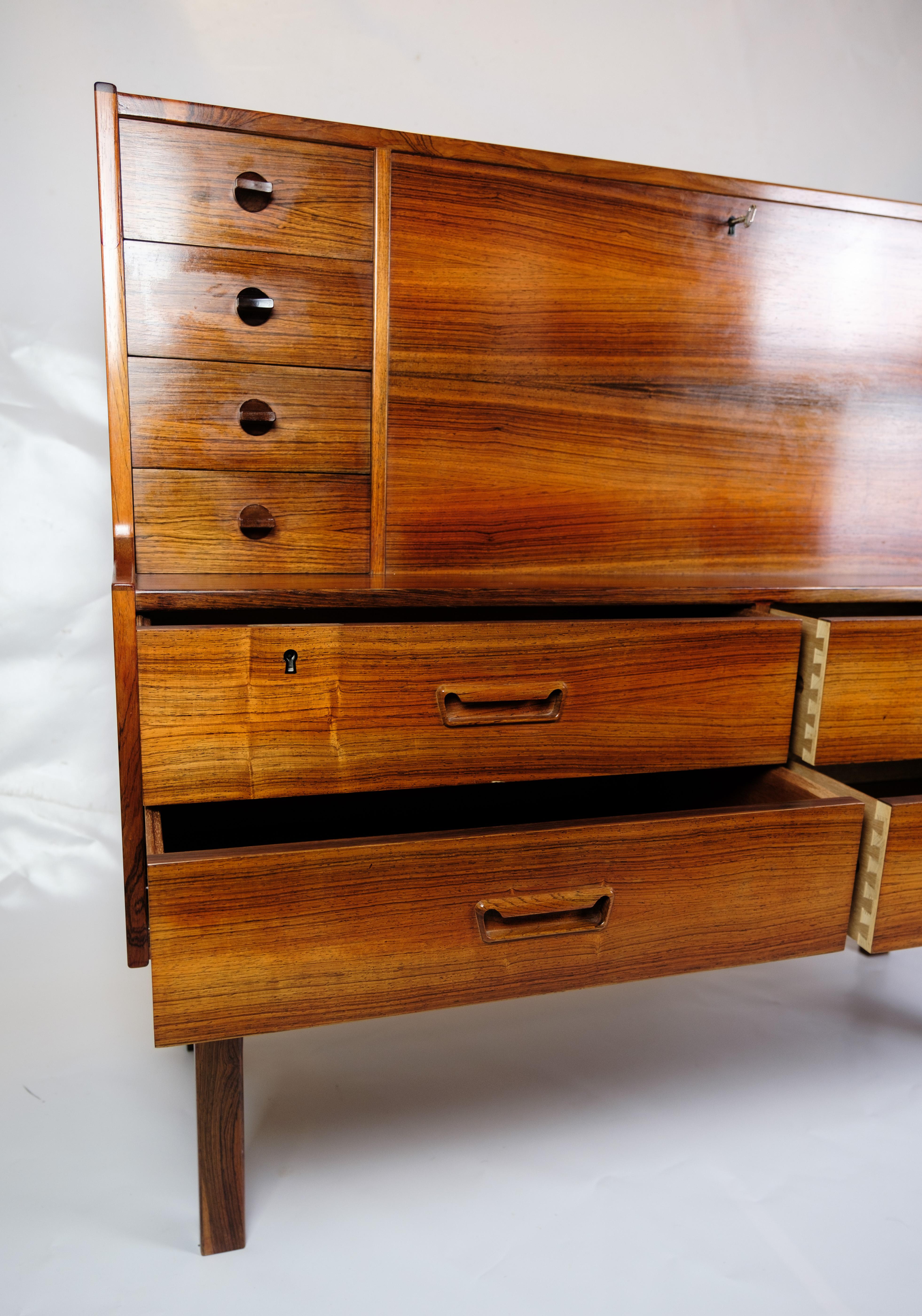 Commode in Rosewood With Drawers and Danish Design from the 1960s In Good Condition In Lejre, DK