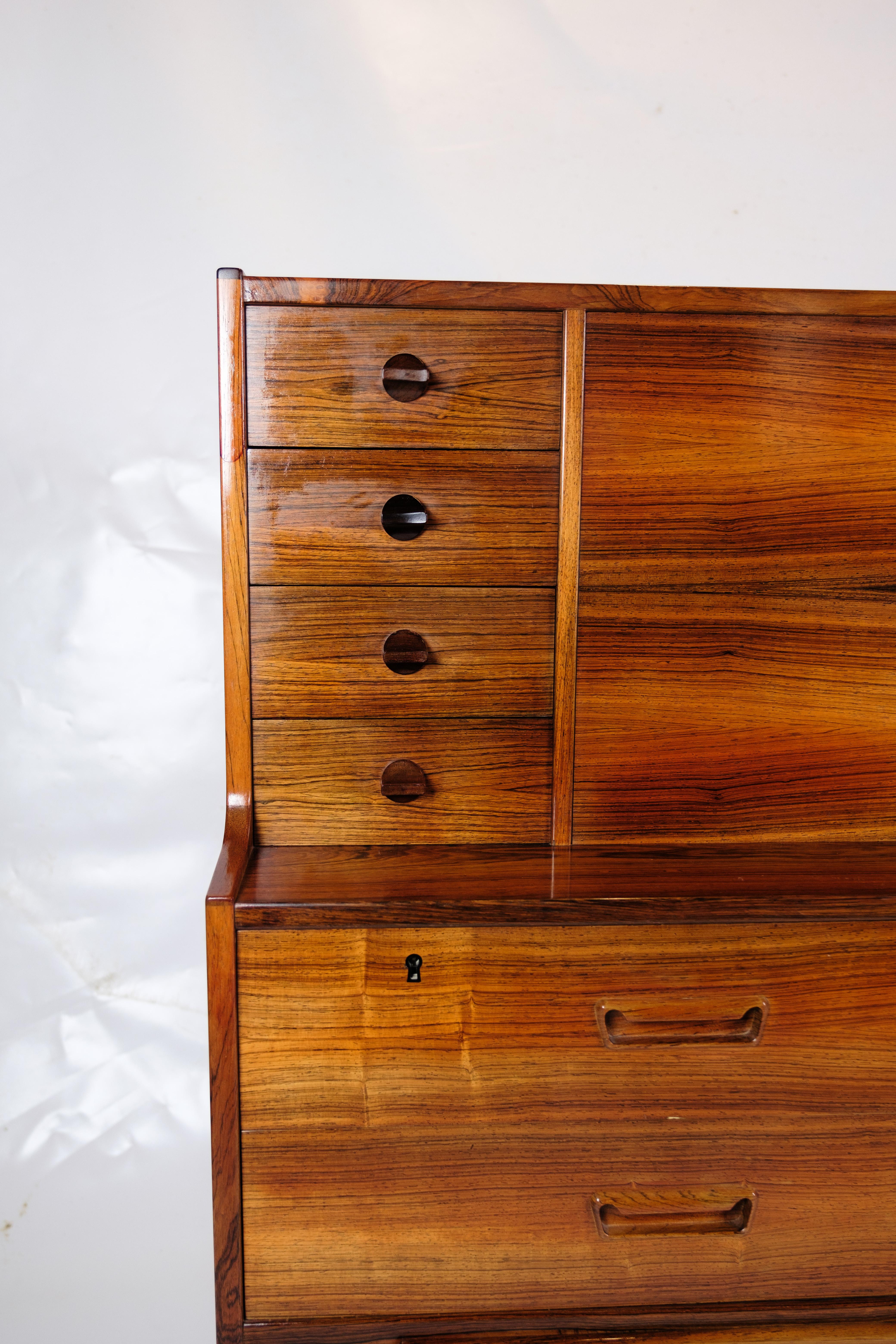 Commode in Rosewood With Drawers and Danish Design from the 1960s 4