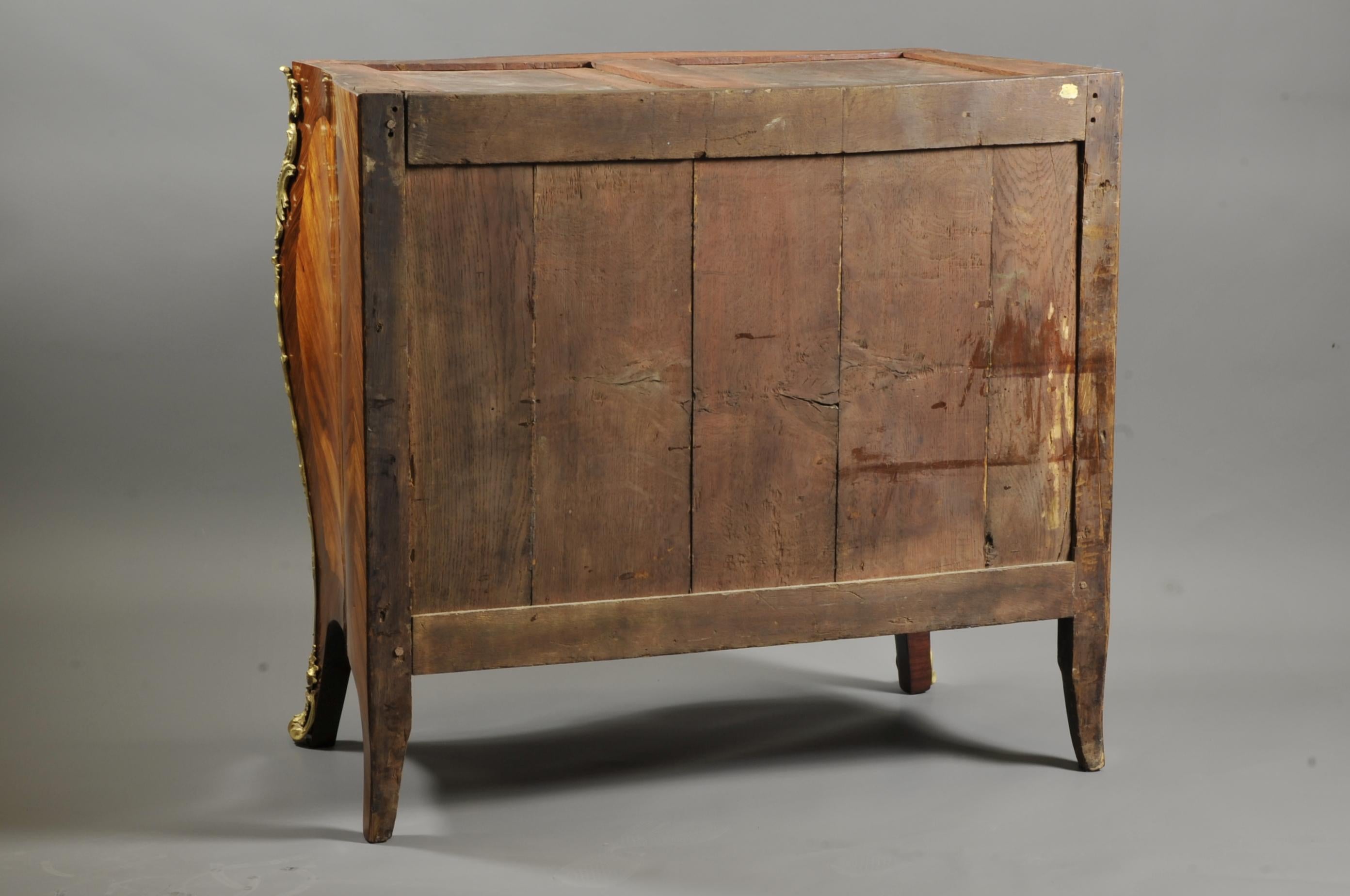  Commode Louis XV Stamped Gosselin For Sale 6