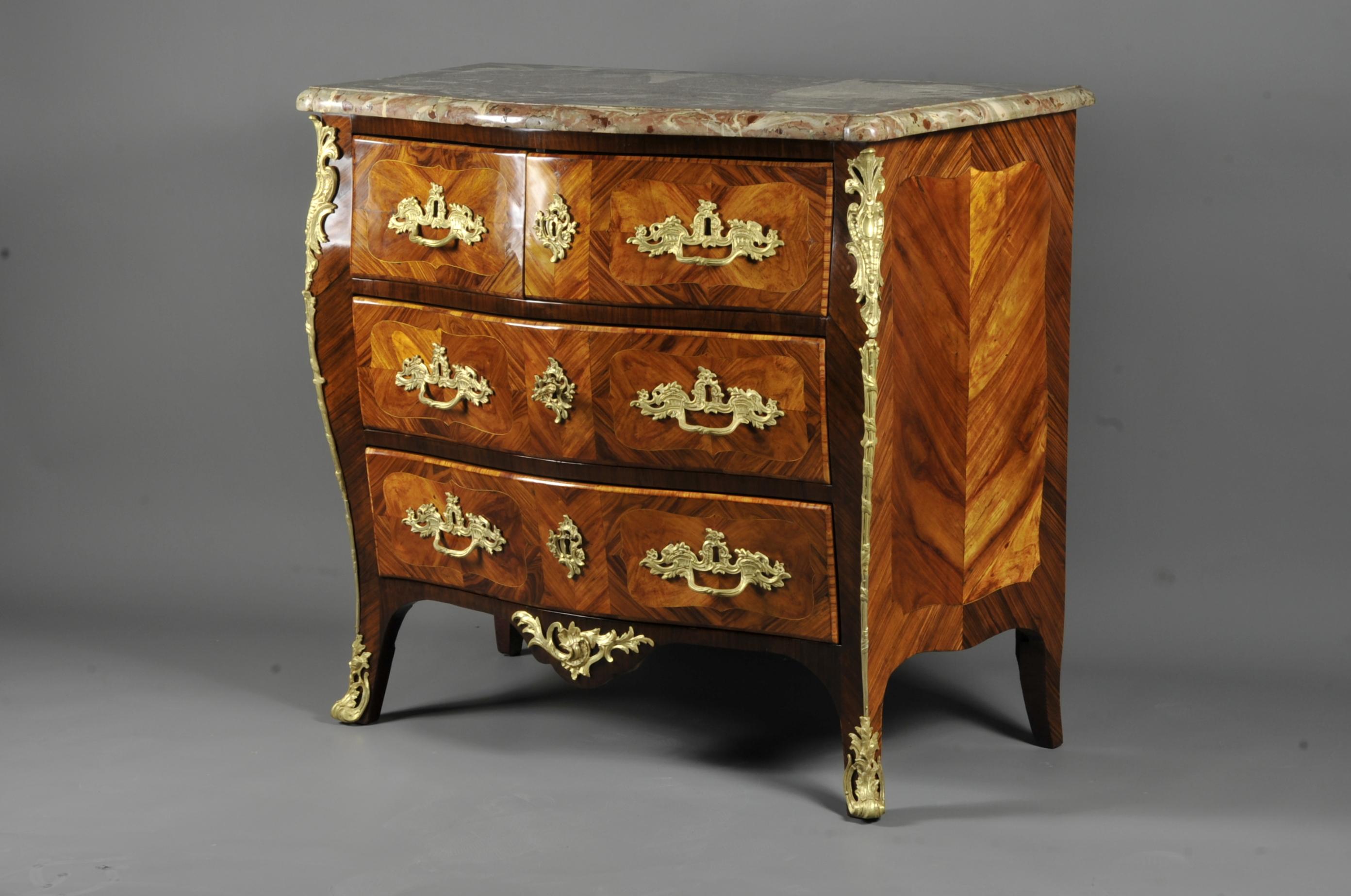 French  Commode Louis XV Stamped Gosselin For Sale