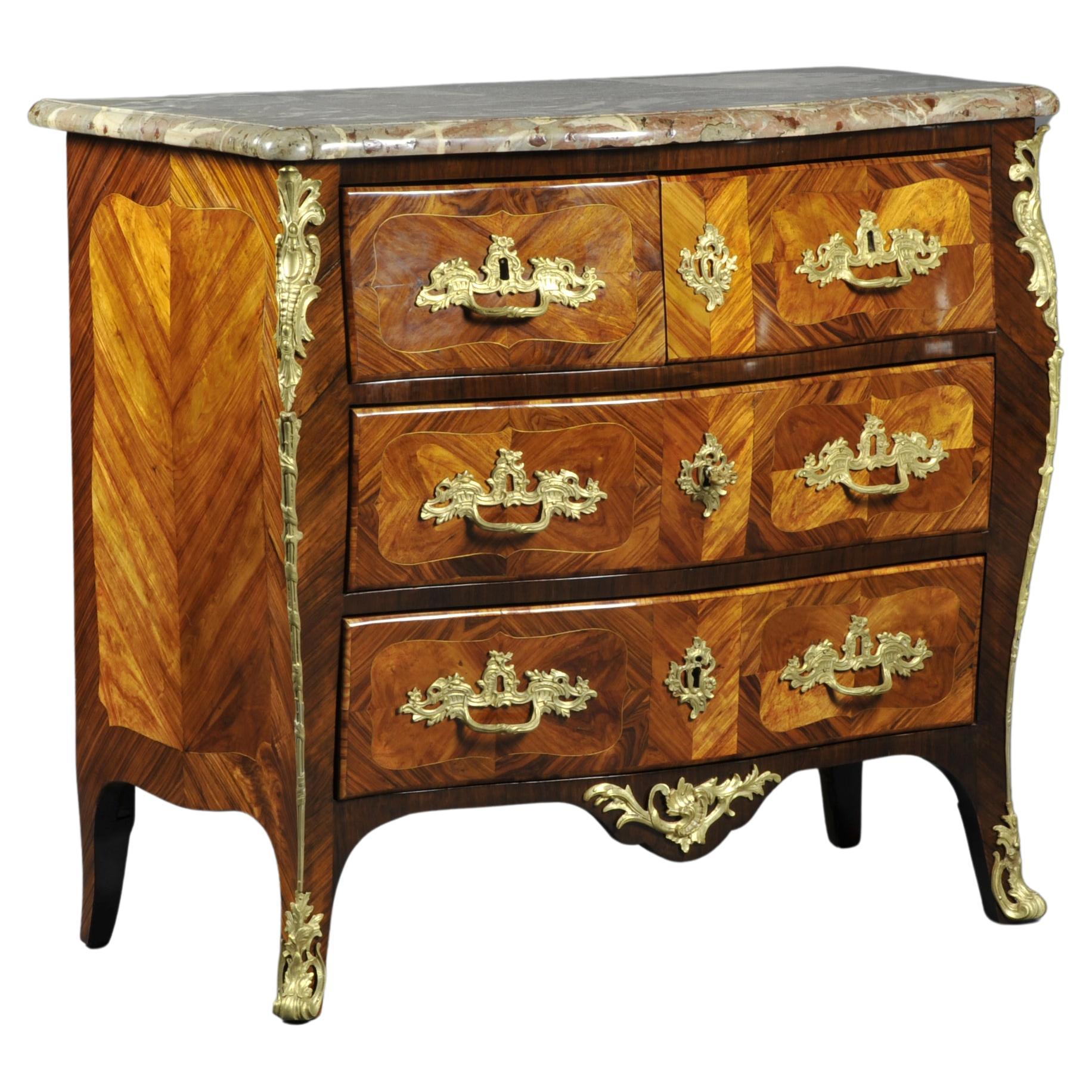  Commode Louis XV Stamped Gosselin For Sale