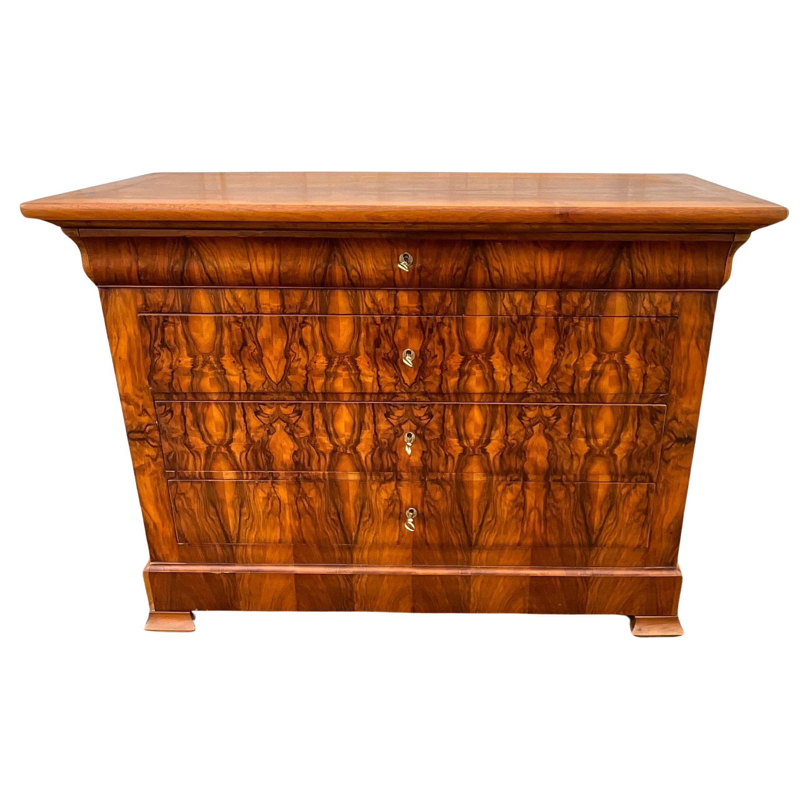 Commode Ronce De Noyer Louis Philippe Mid 19th For Sale
