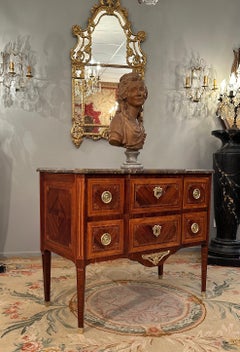 Commode Sauteuse En Marqueterie d'Epoque Louis XVI Vers 1770