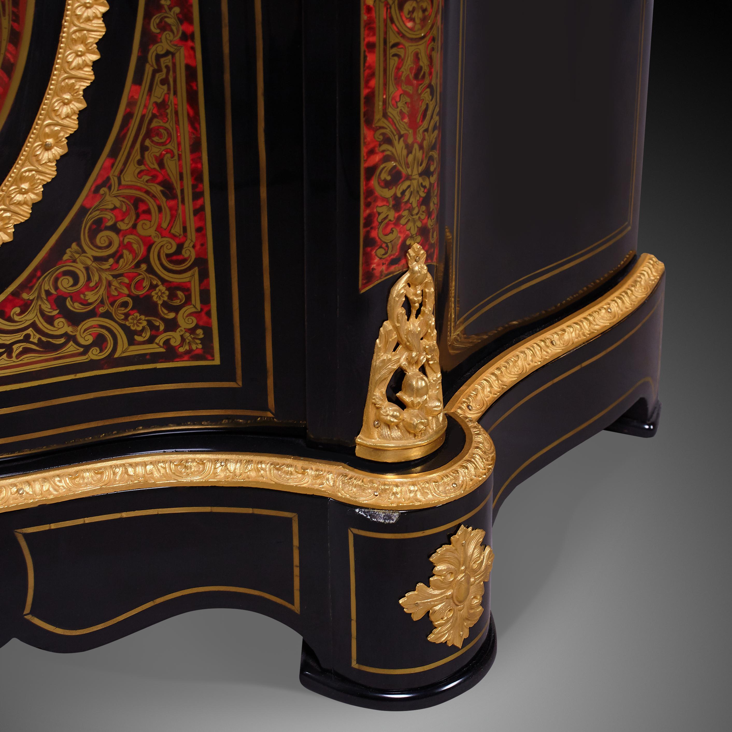 Commode Style Boulle of French 19th Century Napoleon III Period For Sale 9