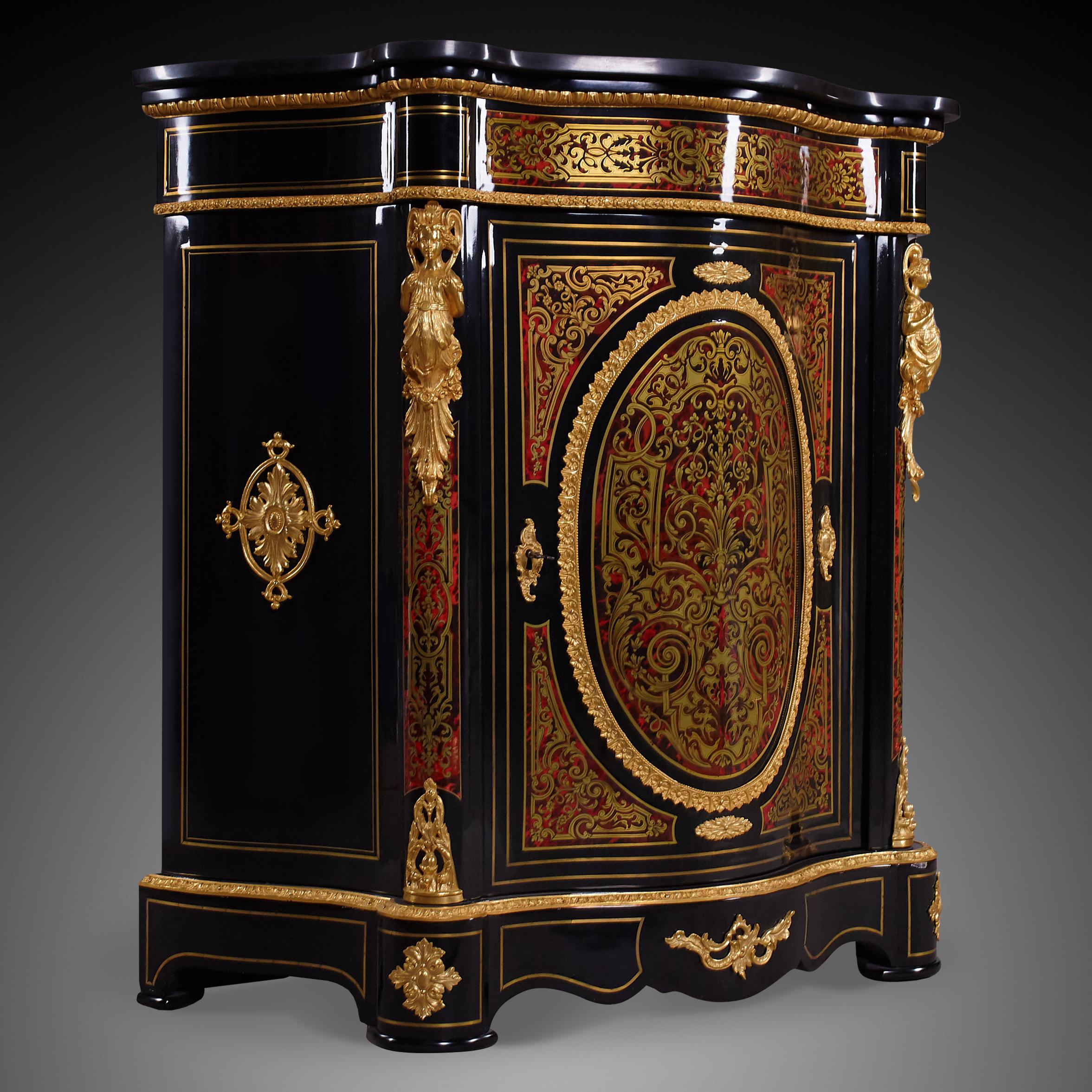 French antique Boulle cabinet.
Wood is decorated with inlaid brass and turtle, bronze details outside.
Inside the cabinet there are two shelves.
Cabinet top is marble.
This cabinet is after very good quality renovation.