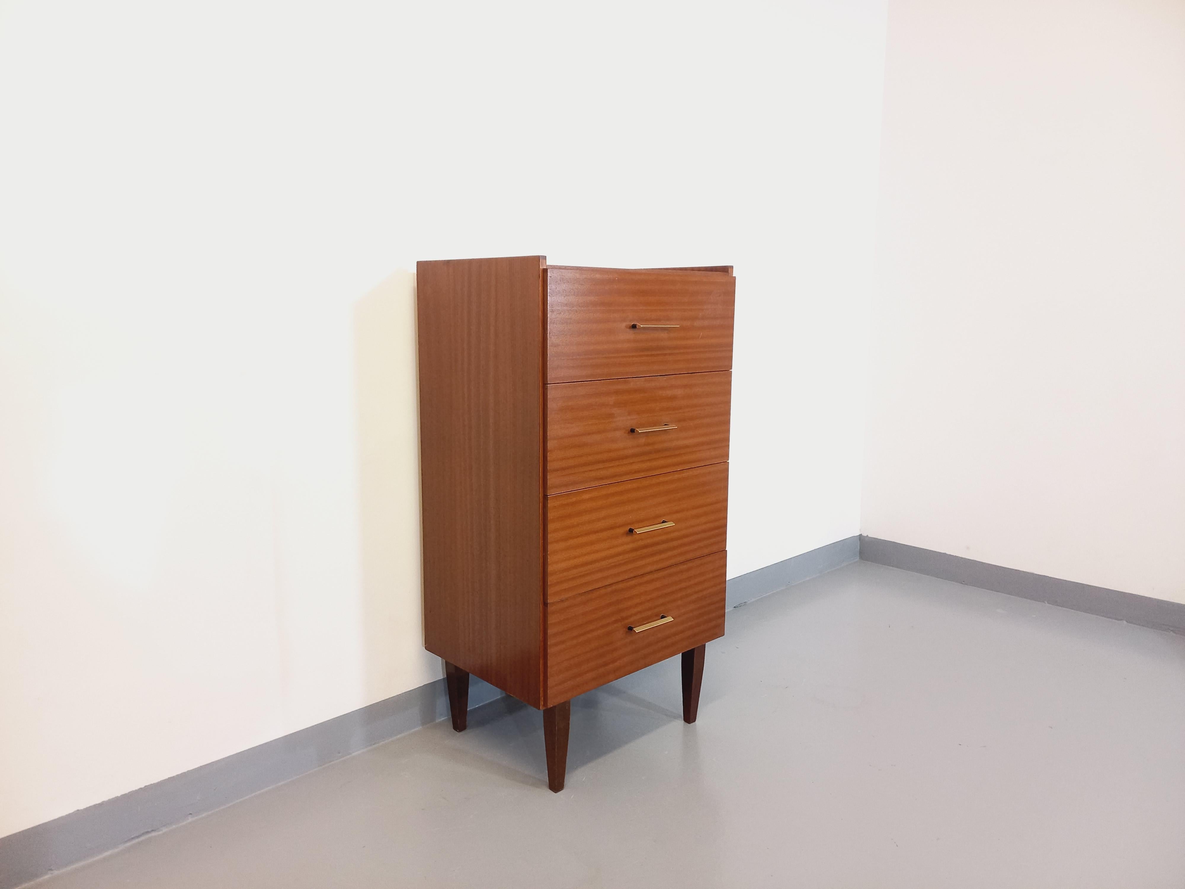 Commode type chiffonnier vintage style scandinave en teck des années 50 60 1