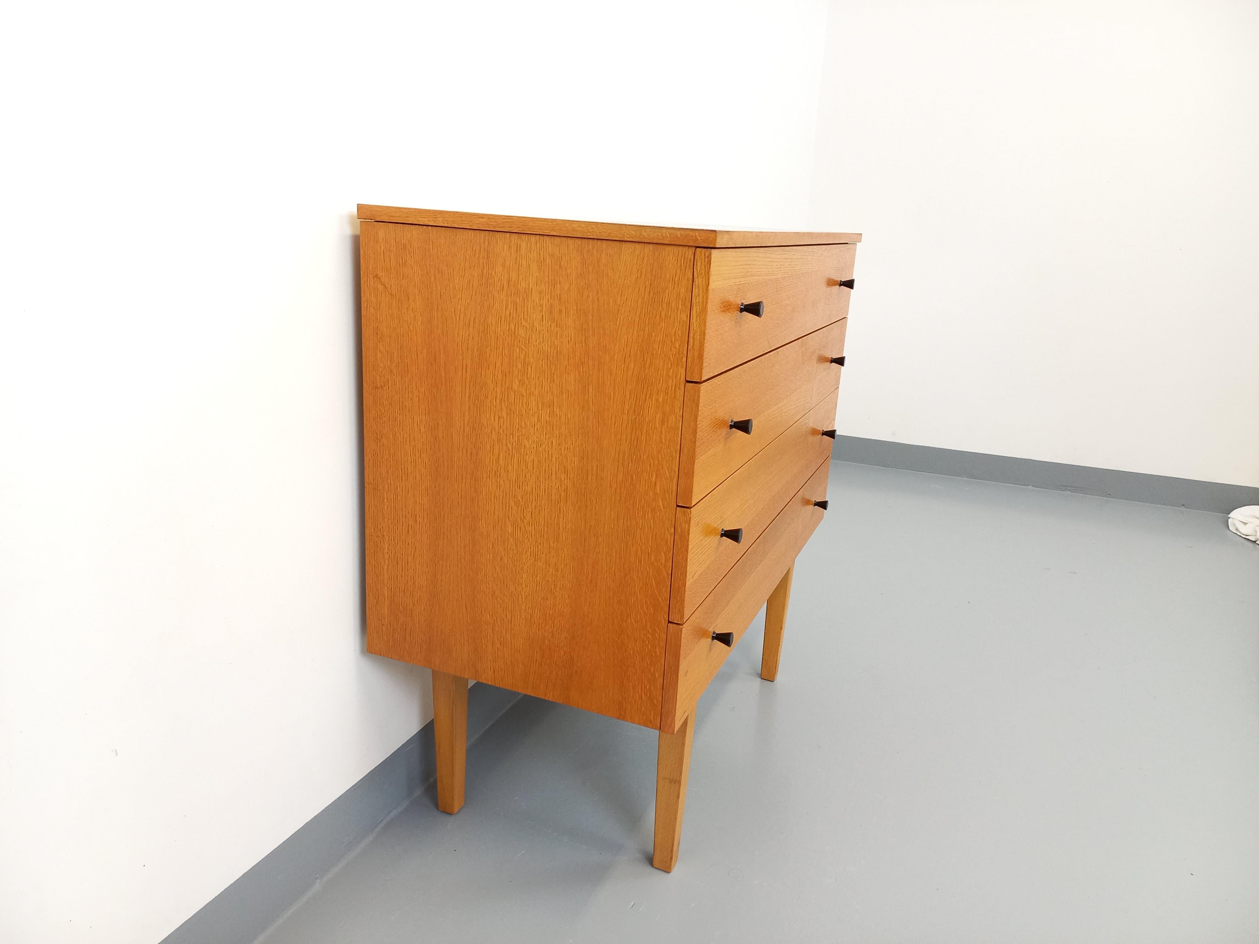 Bois Commode vintage en bois des années 50 60