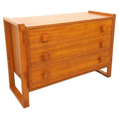 Commode vintage pieds traîneau en bois de pin des années 70
