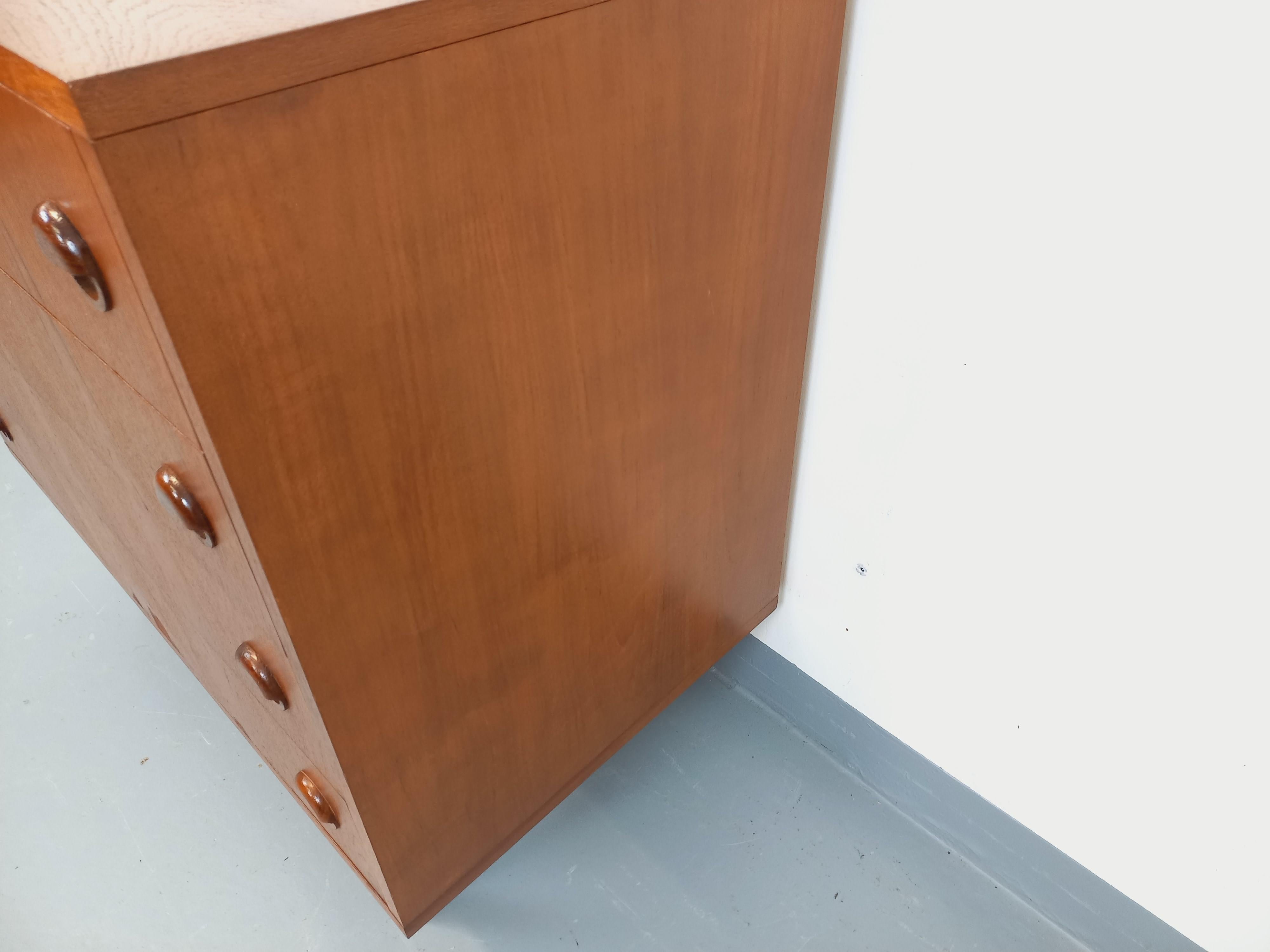 Kommode vintage style scandinave en teck et métal noir des années 60 im Angebot 5