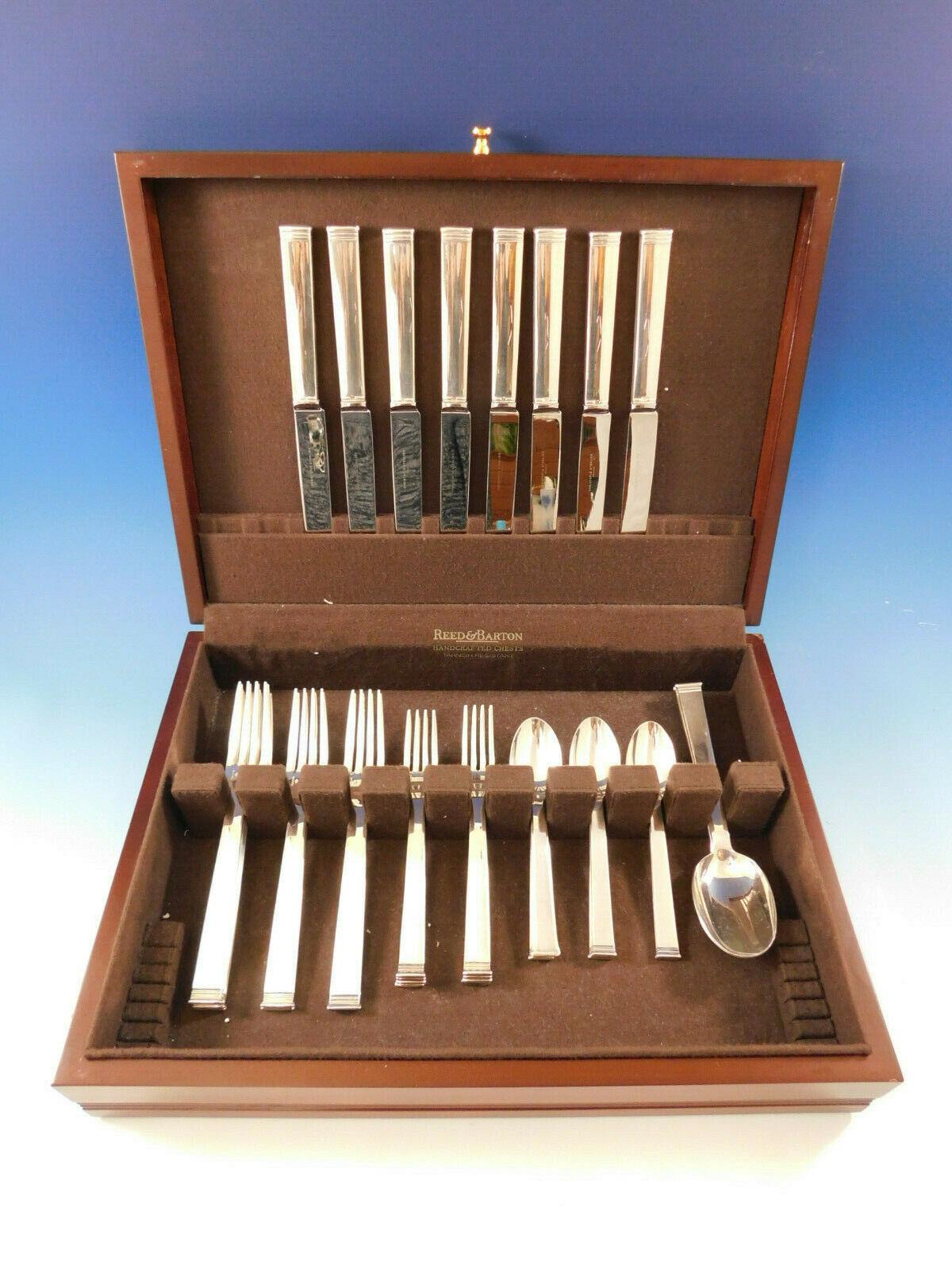 Superb dinner size commodore by Christofle French sterling silver flatware set - 34 pieces. This set includes:

8 dinner knives, 10 1/4