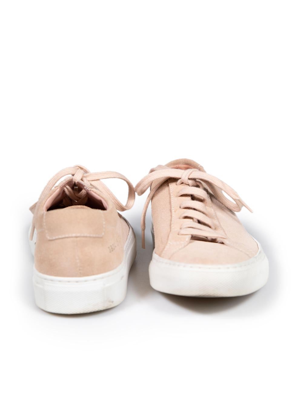 Common Projects Pink Suede Achilles Low Trainers Size IT 35 In Excellent Condition For Sale In London, GB