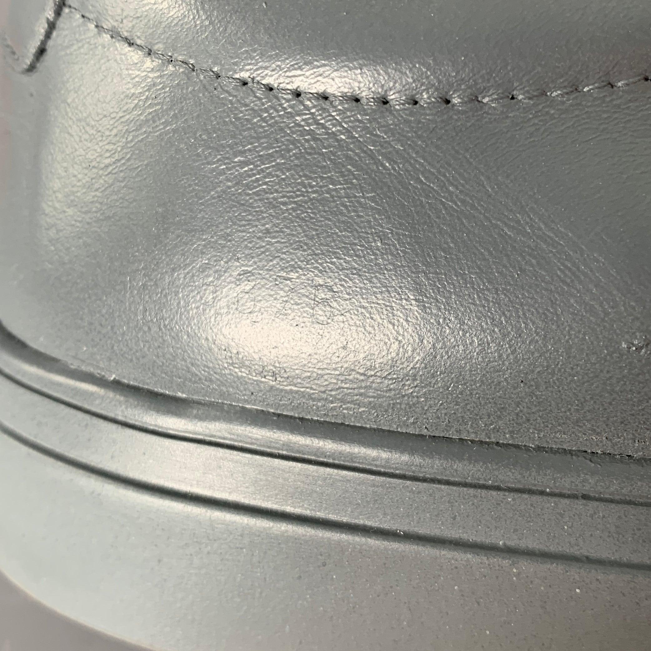 COMMON PROJECTS Size 10 Grey Leather Low Top Sneakers For Sale 5