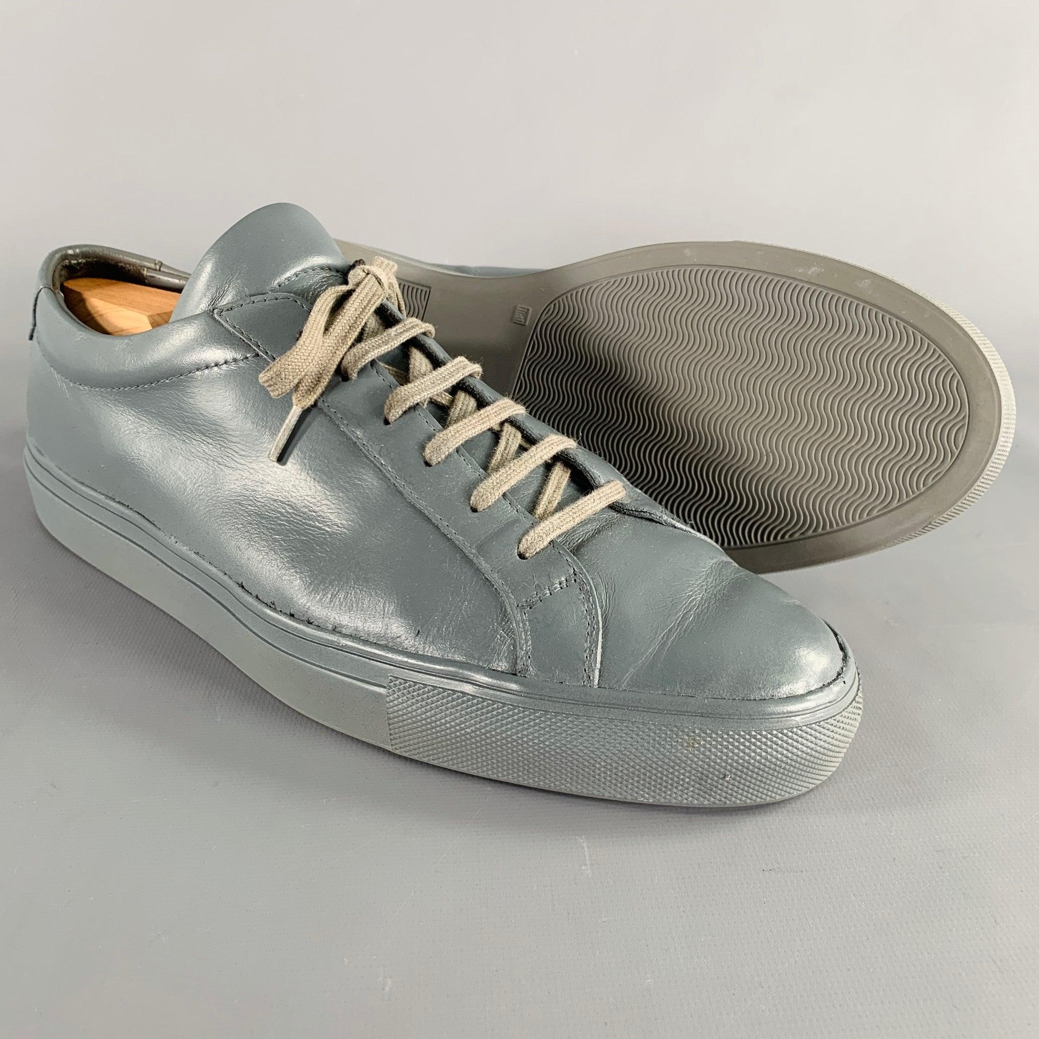 Men's COMMON PROJECTS Size 10 Grey Leather Low Top Sneakers For Sale