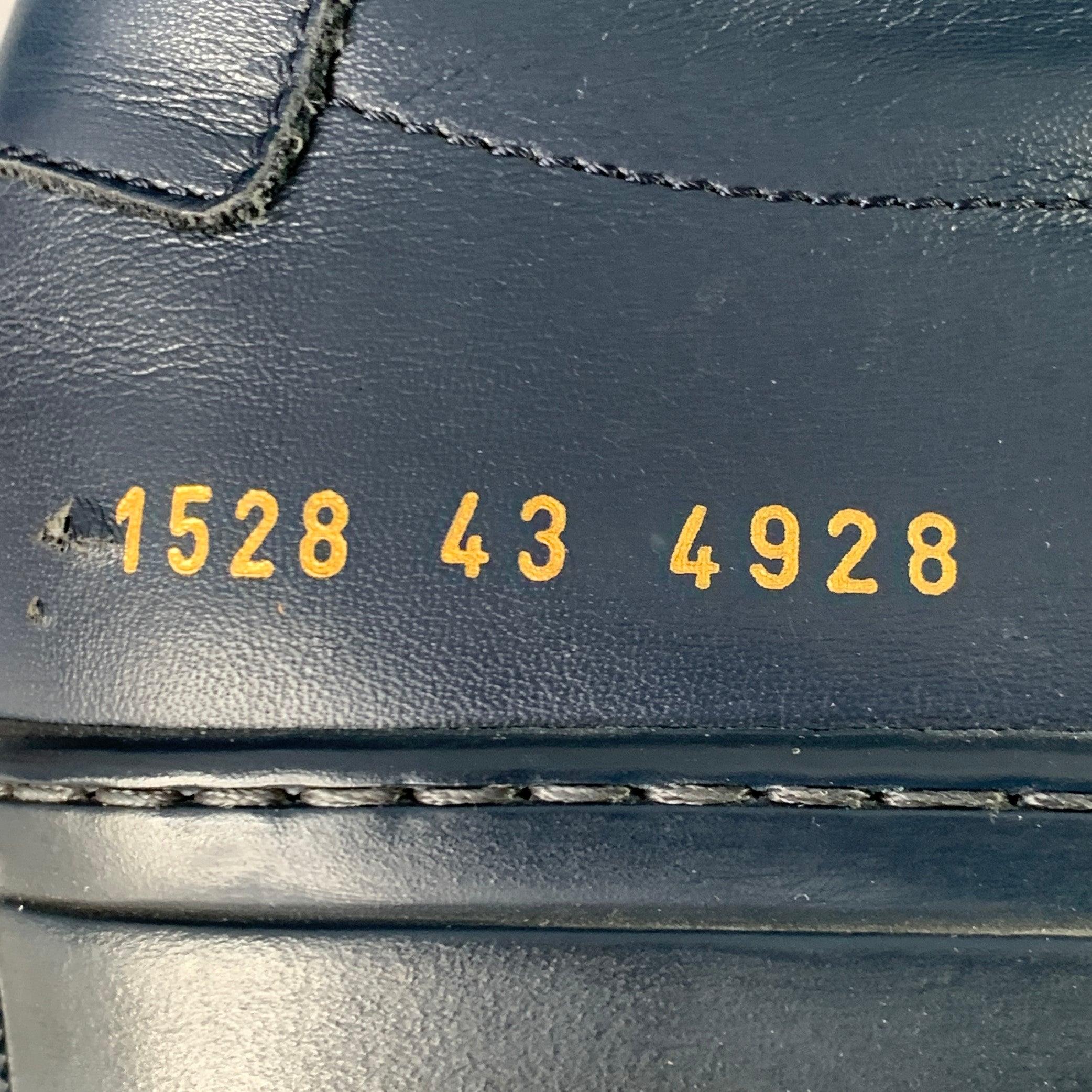 COMMON PROJECTS Size 10 Navy Leather Low Top Sneakers For Sale 3