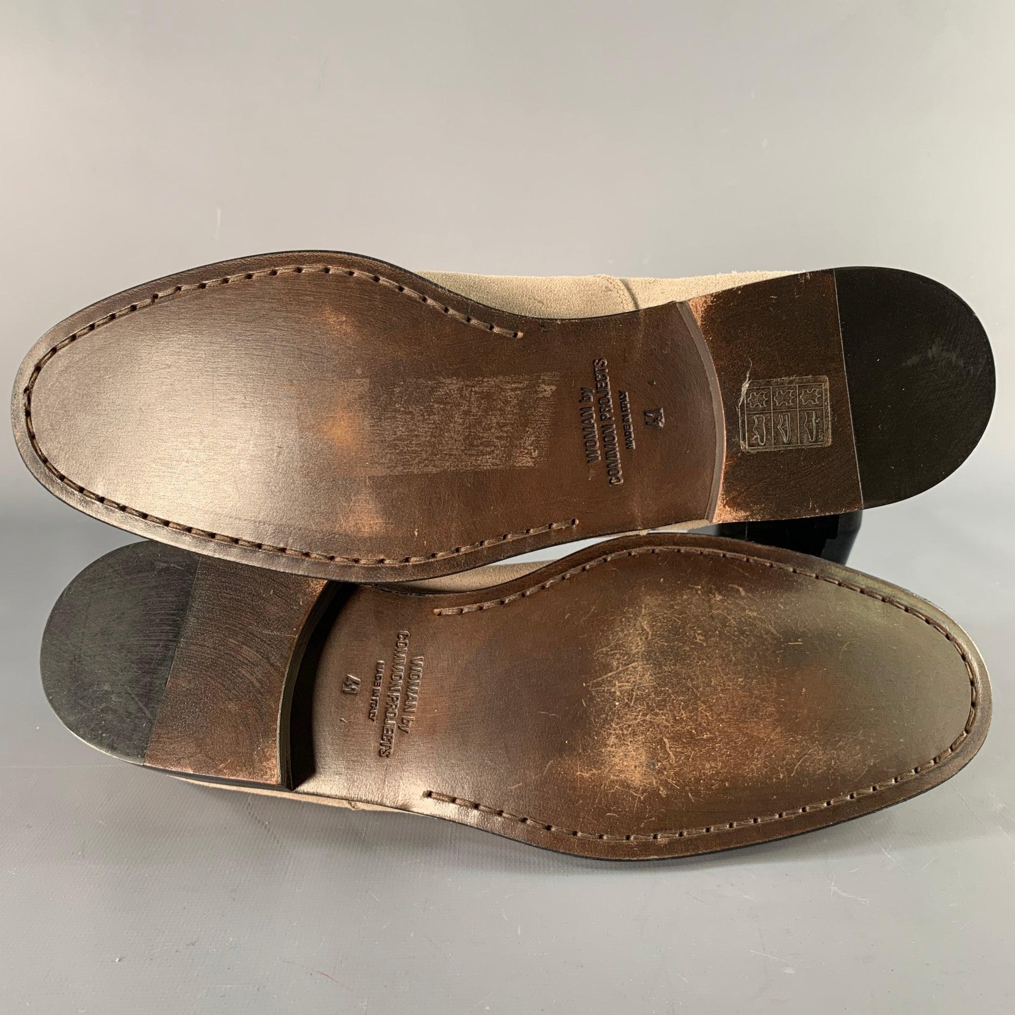 COMMON PROJECTS Size 11 Taupe Suede Lace-Up Oxford Shoes For Sale 2
