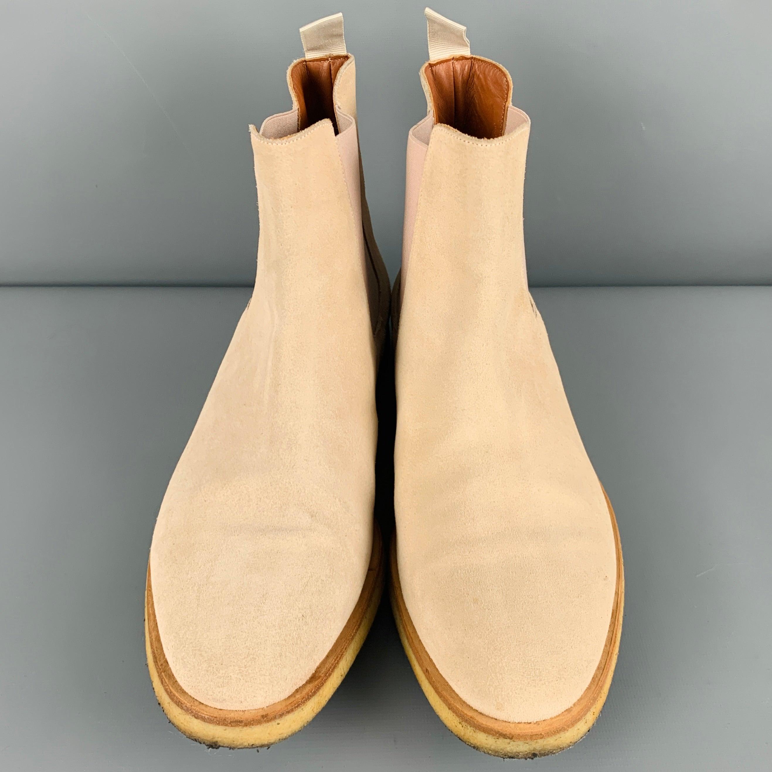 Men's COMMON PROJECTS Size 9 Beige Suede Chelsea Ankle Boots For Sale