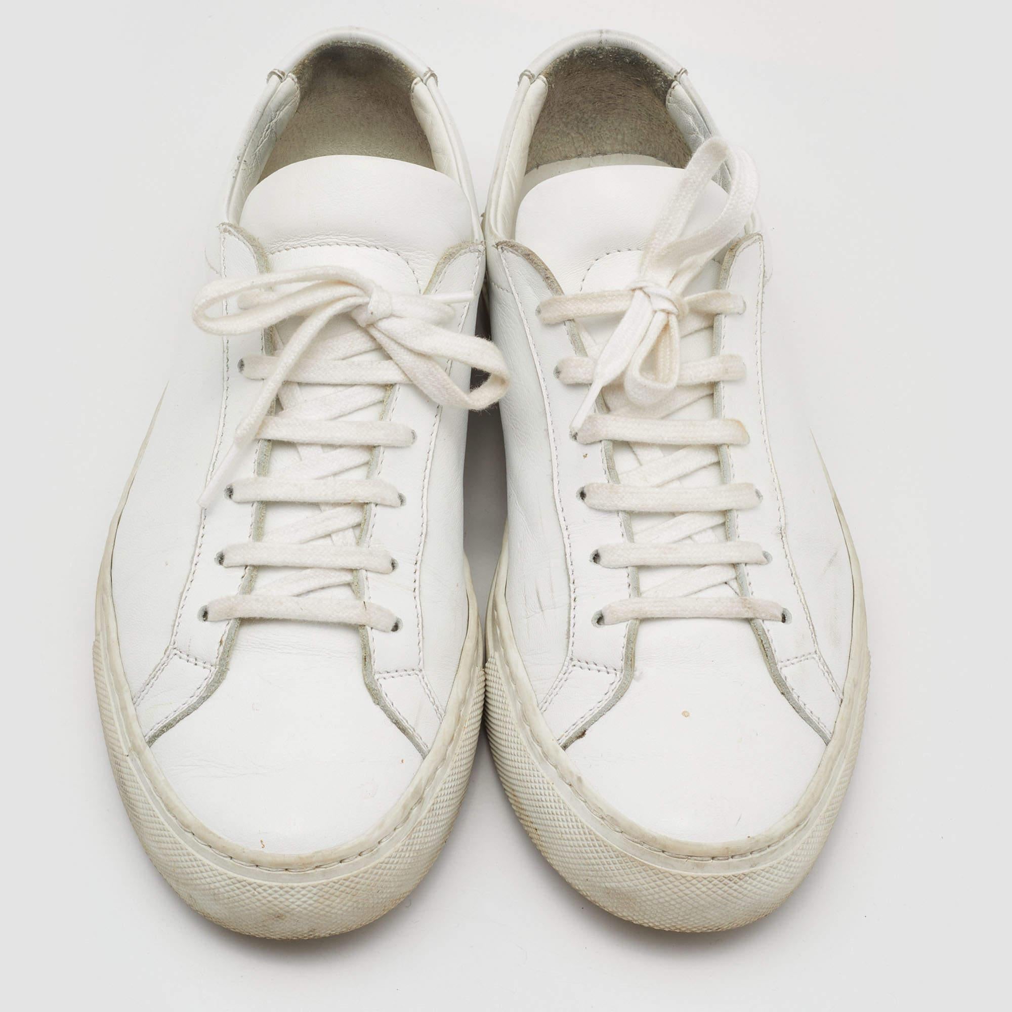 Common Projects Weiß Leder Achilles Low Top Sneakers Größe 37 (Grau) im Angebot