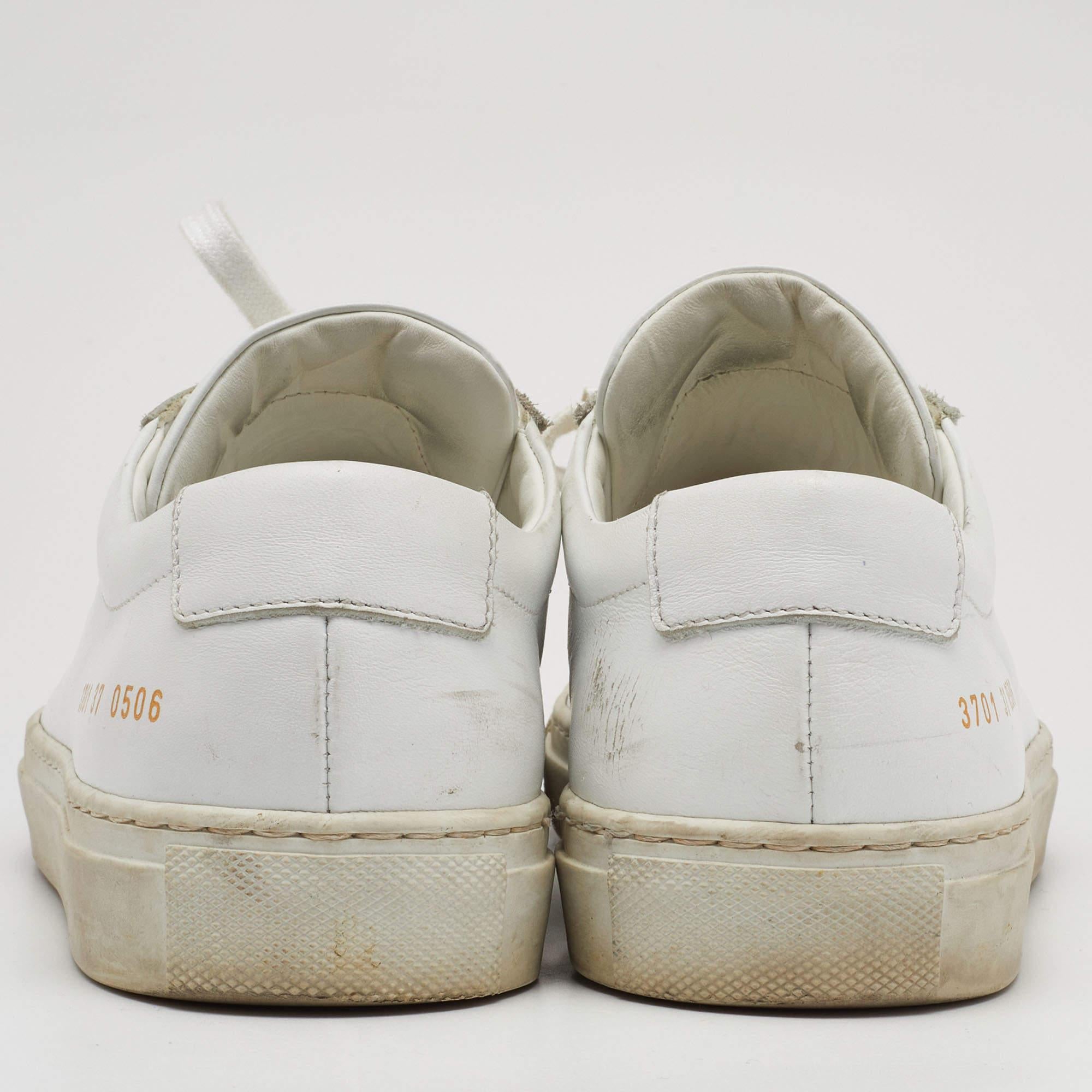 Common Projects Weiß Leder Achilles Low Top Sneakers Größe 37 Damen im Angebot