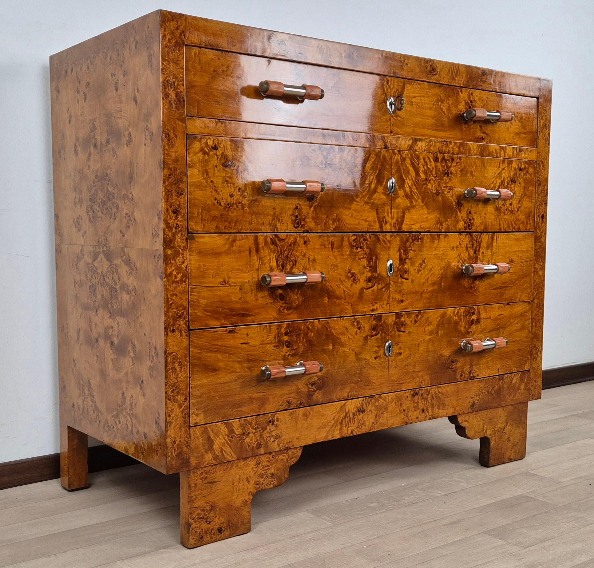 Art Deco Kubistische Kommode im Zustand „Hervorragend“ im Angebot in Mariano Del Friuli, GO