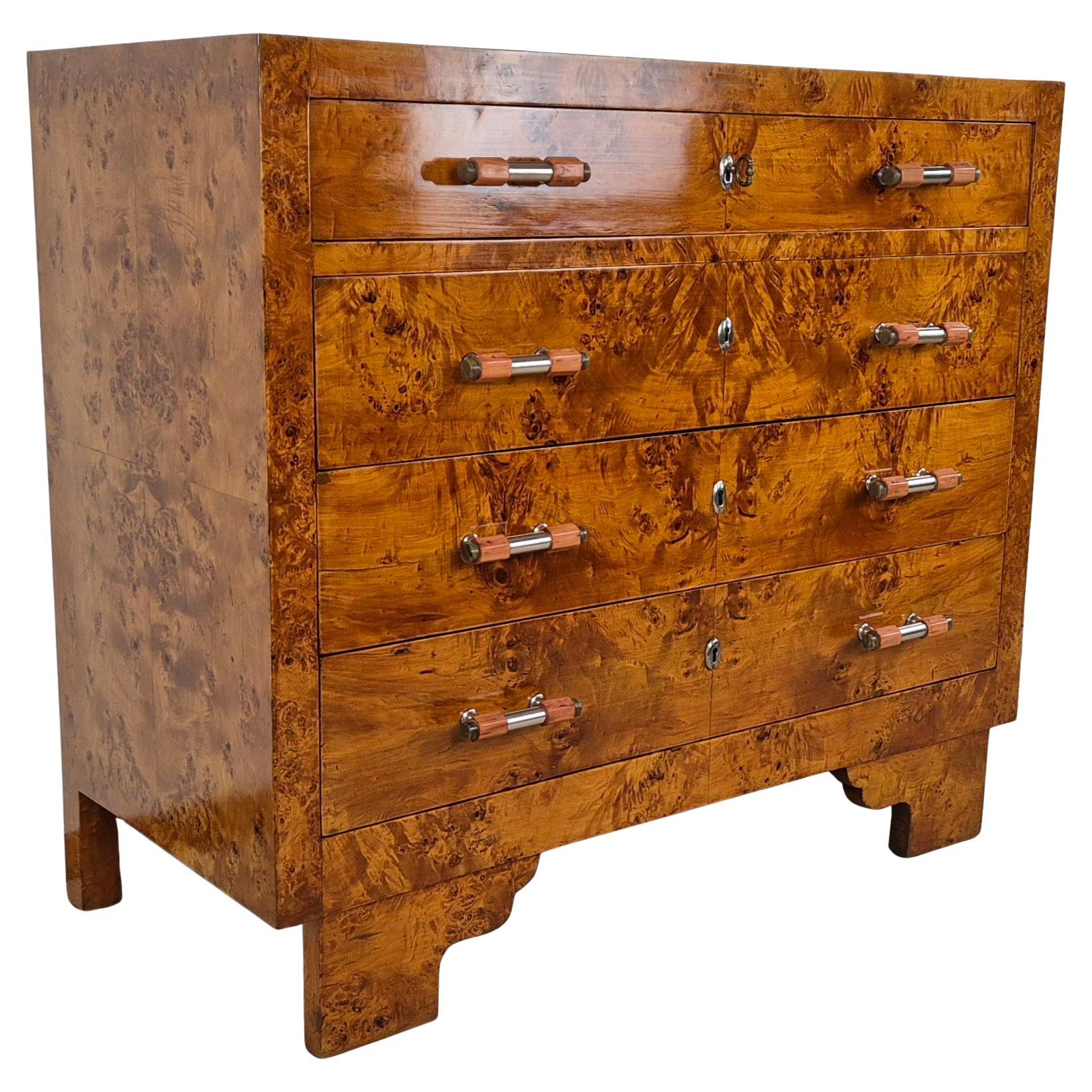 Art Deco Kubistische Kommode im Angebot