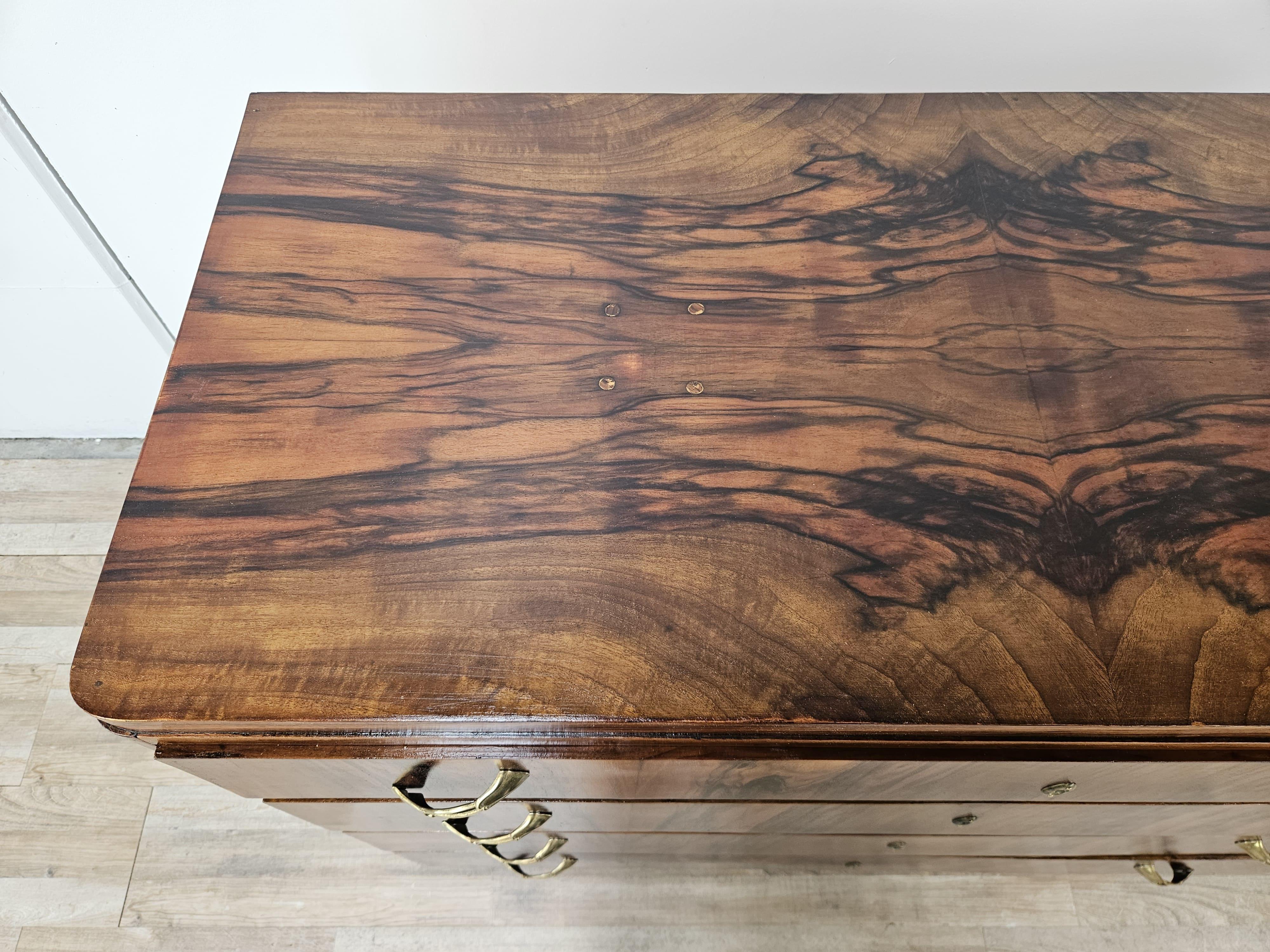 Italian Comò Art Decò in radica 1930/1940 For Sale