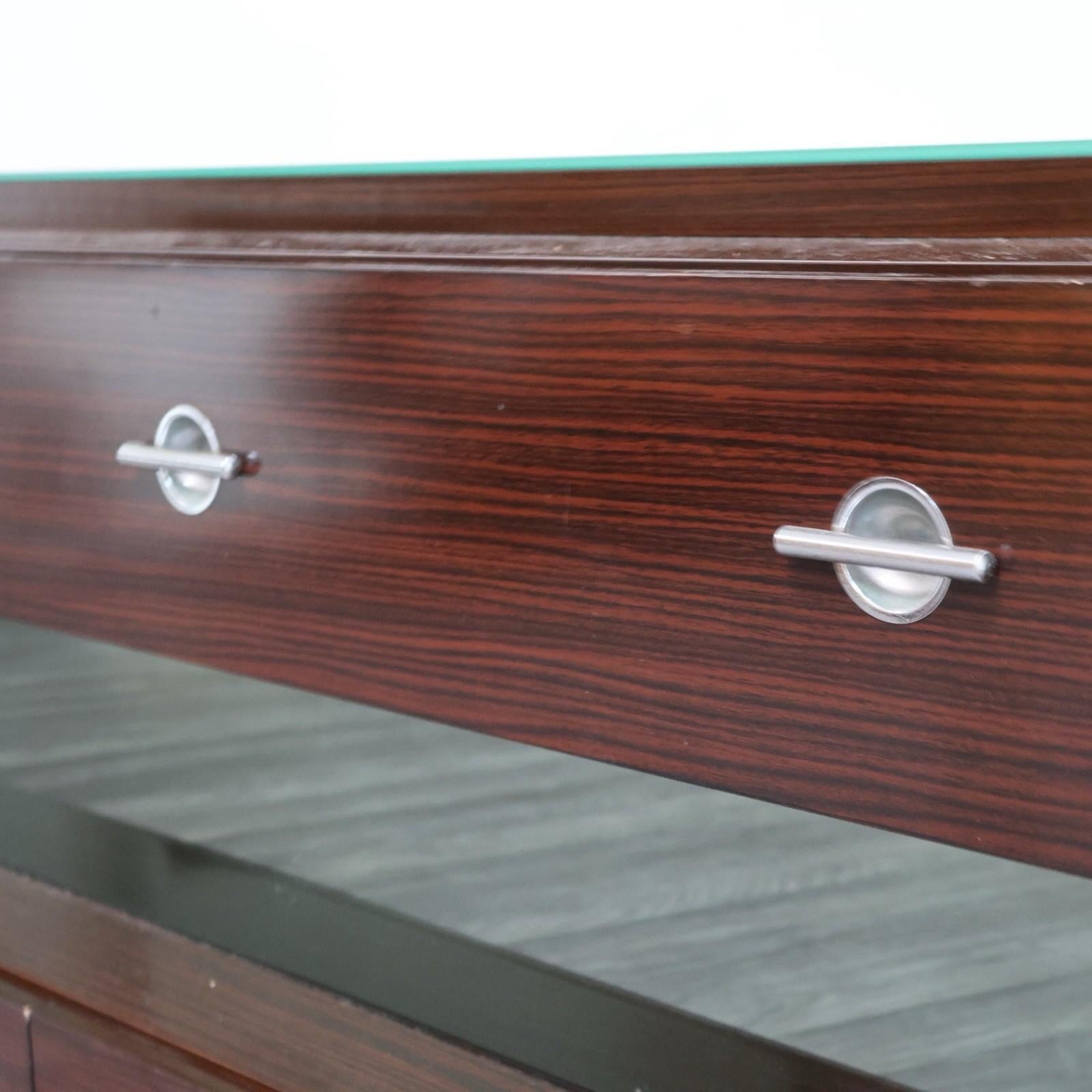 Fine XX secolo Comò Cassettiera In Ebano Macassar E Specchio Cubic Design Modernariato 1980’s in vendita