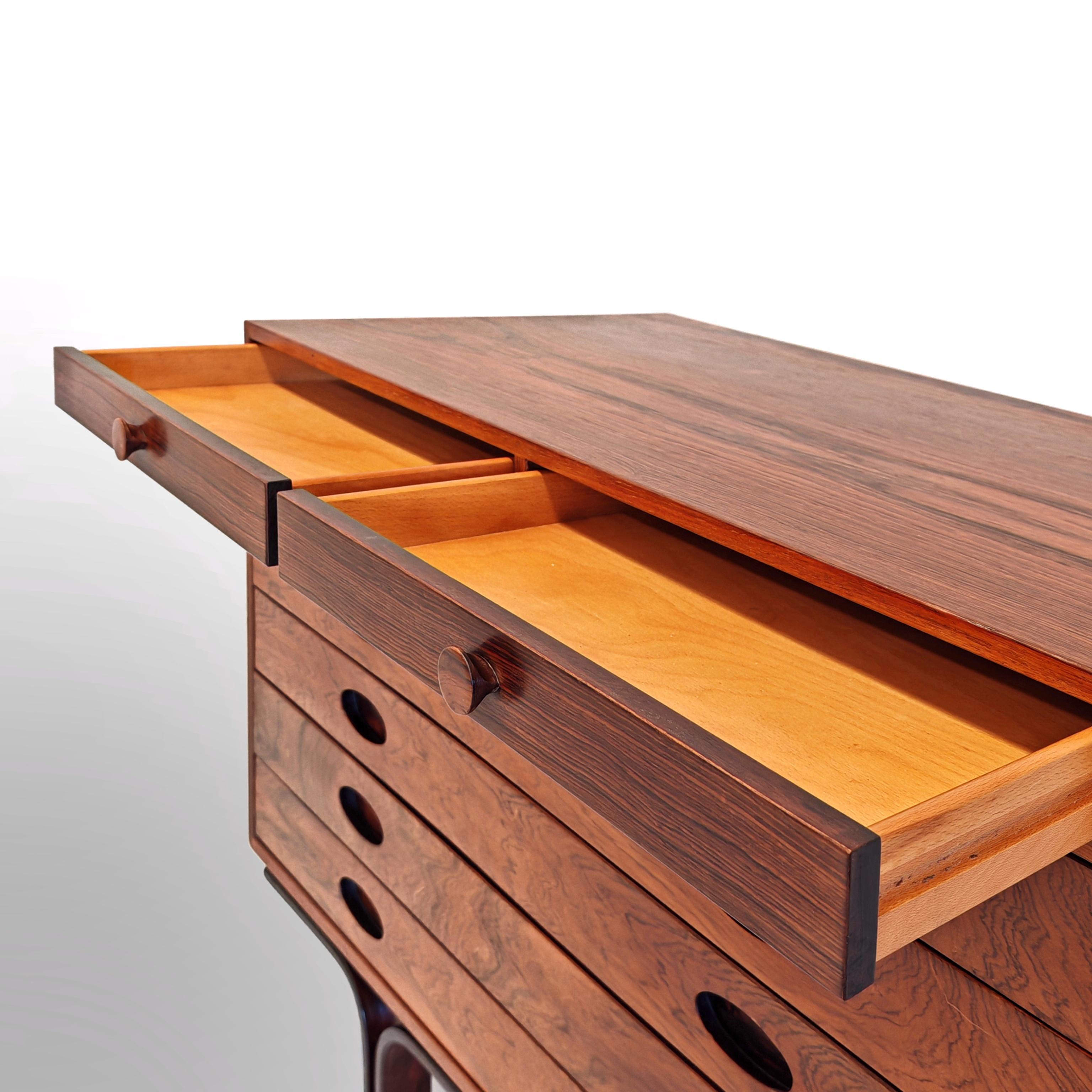 como Cassettiera in legno G. Frattini per Bernini anni 50 in vendita 5