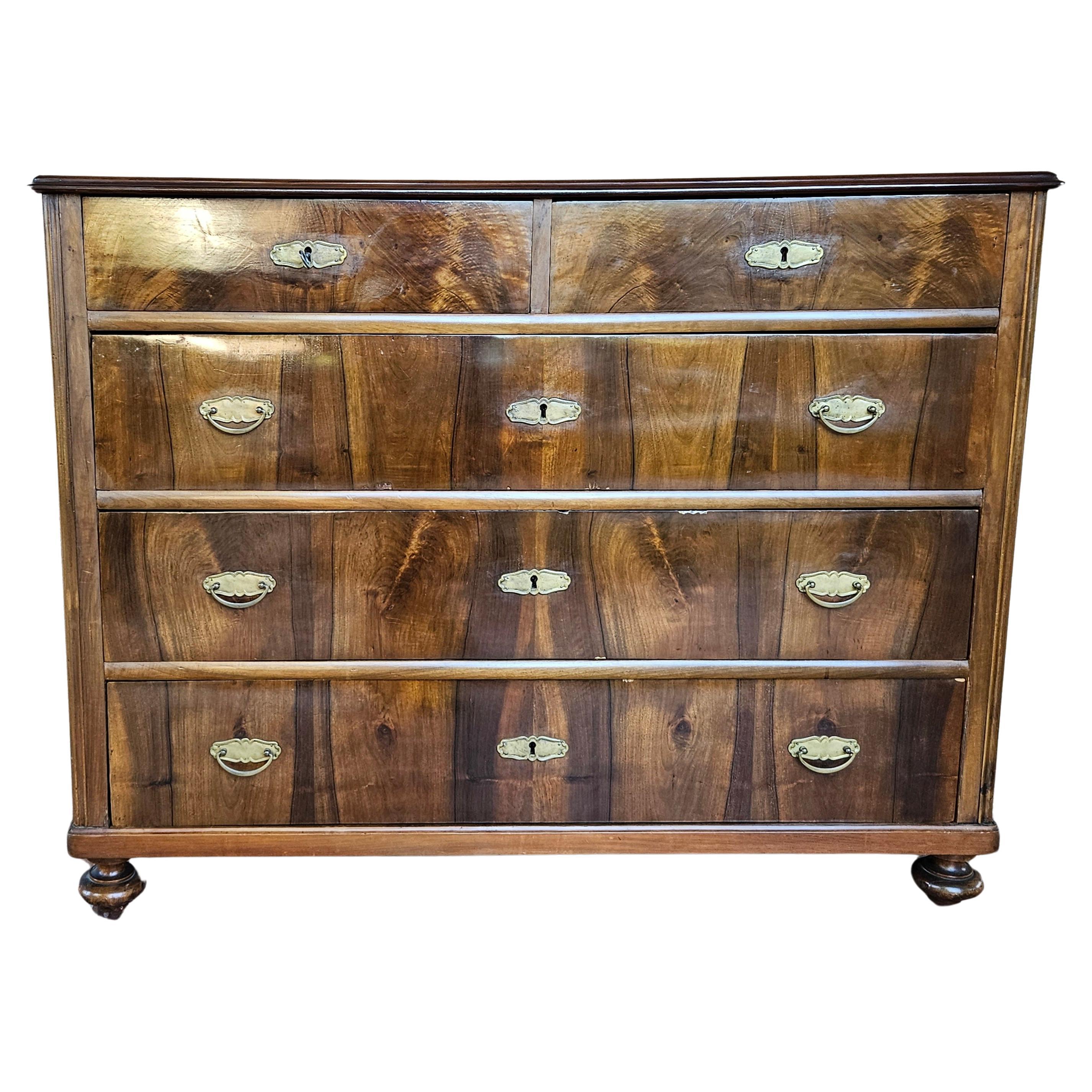 Early 20th century Art Nouveau dresser with five drawers For Sale