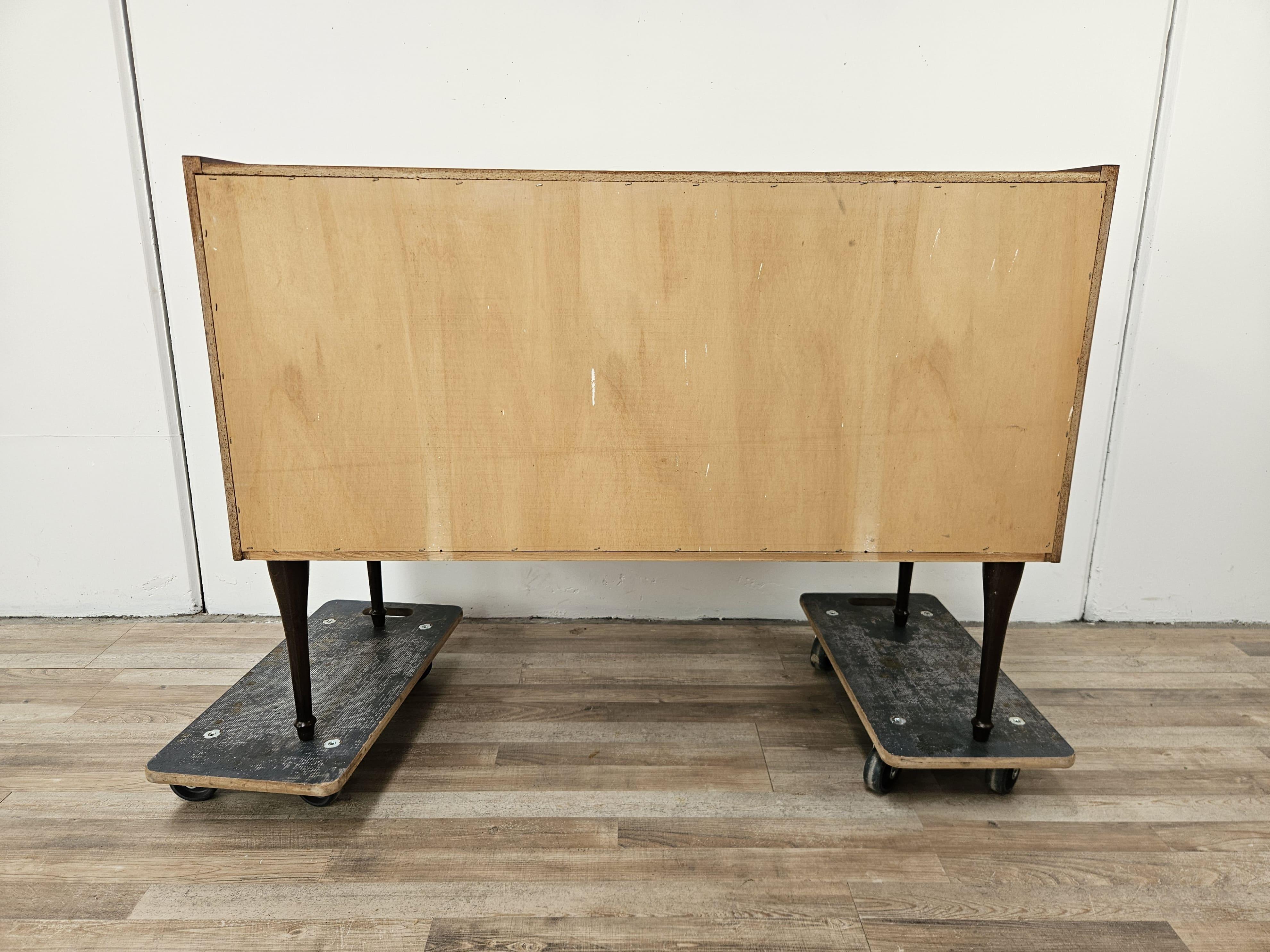 Comò vintage tre cassetti, 1970 in vendita 11