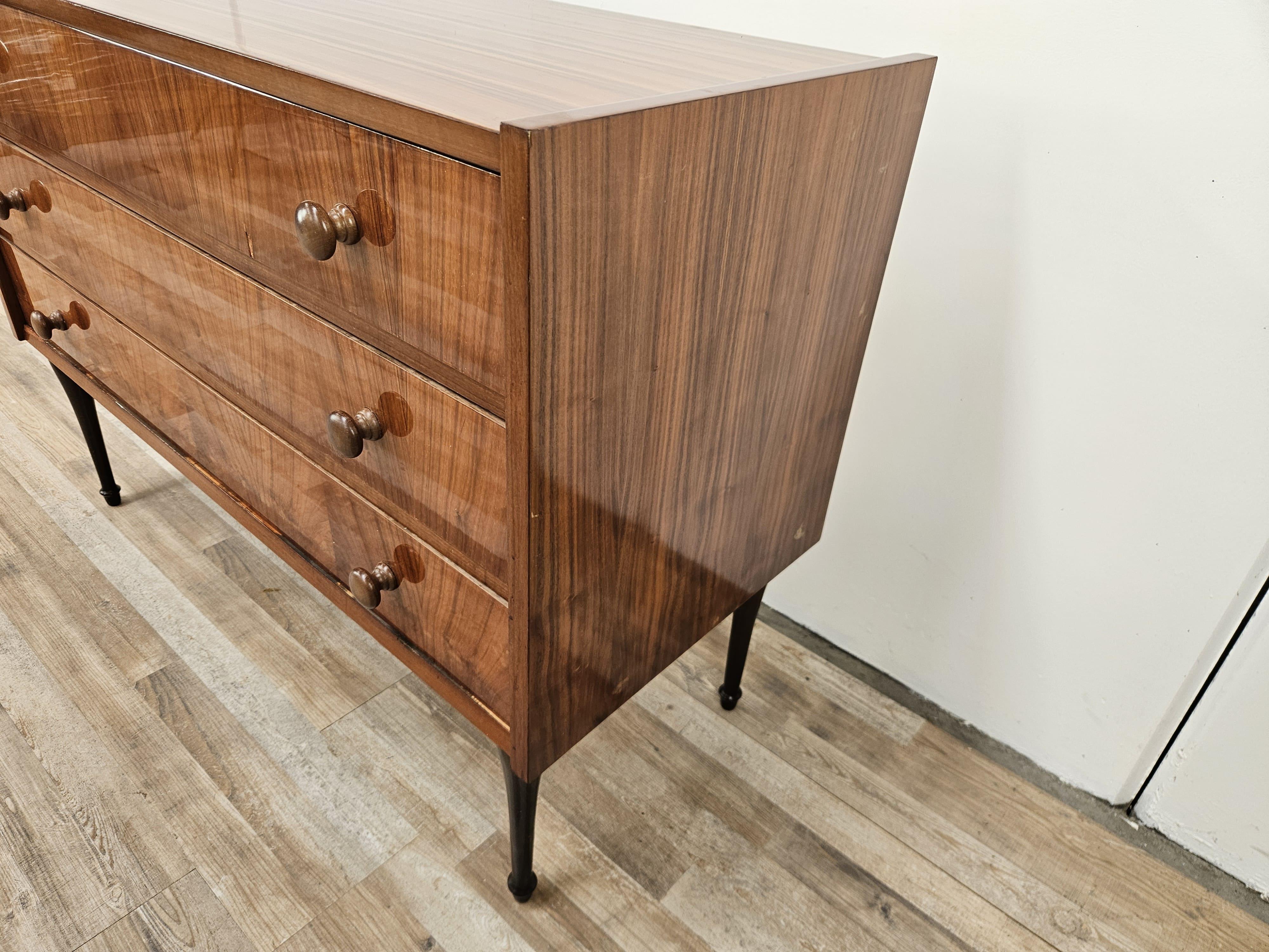 Mid-Century moderno Comò vintage tre cassetti, 1970 in vendita