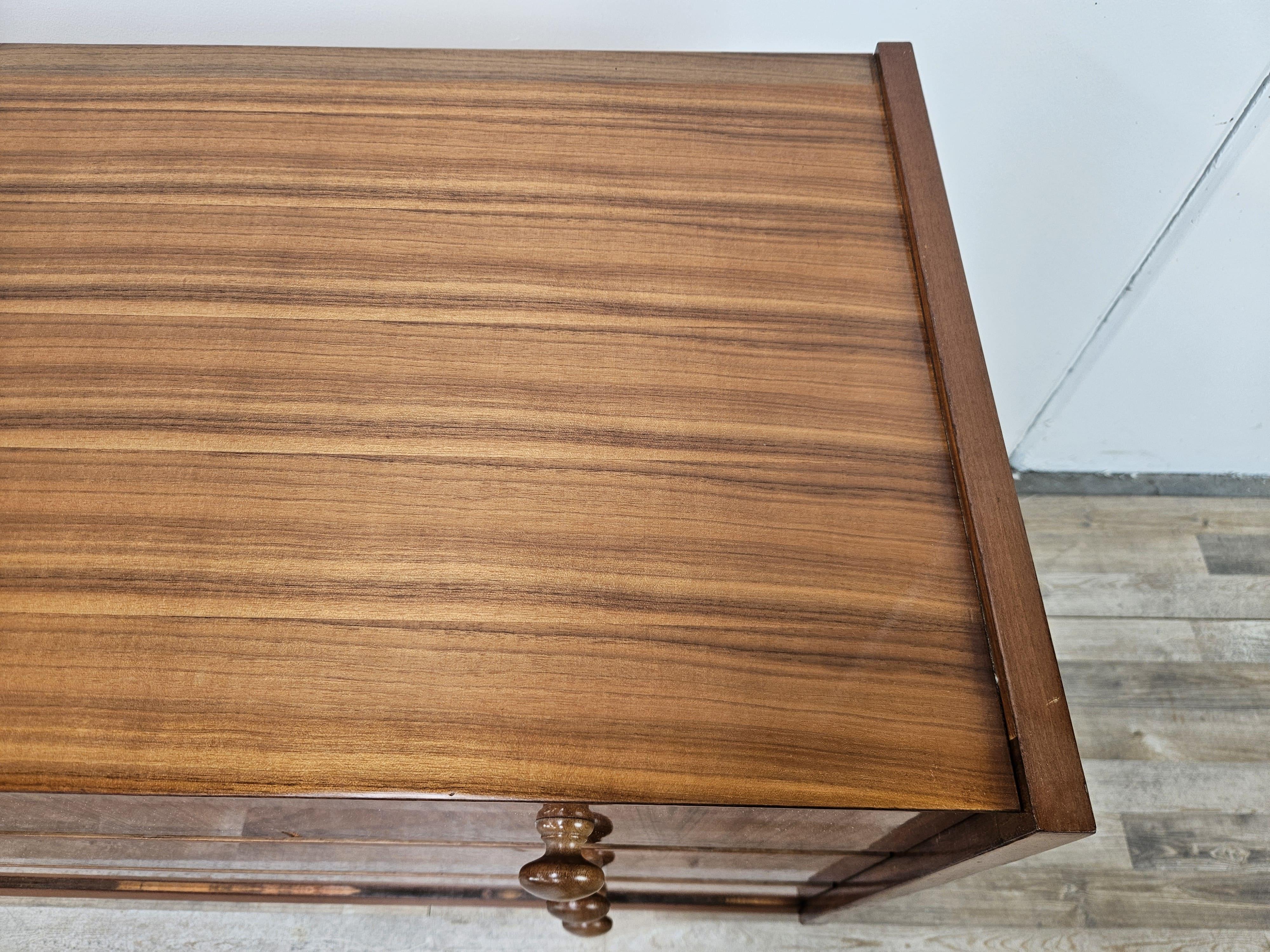 Comò vintage tre cassetti, 1970 In condizioni buone in vendita a Premariacco, IT