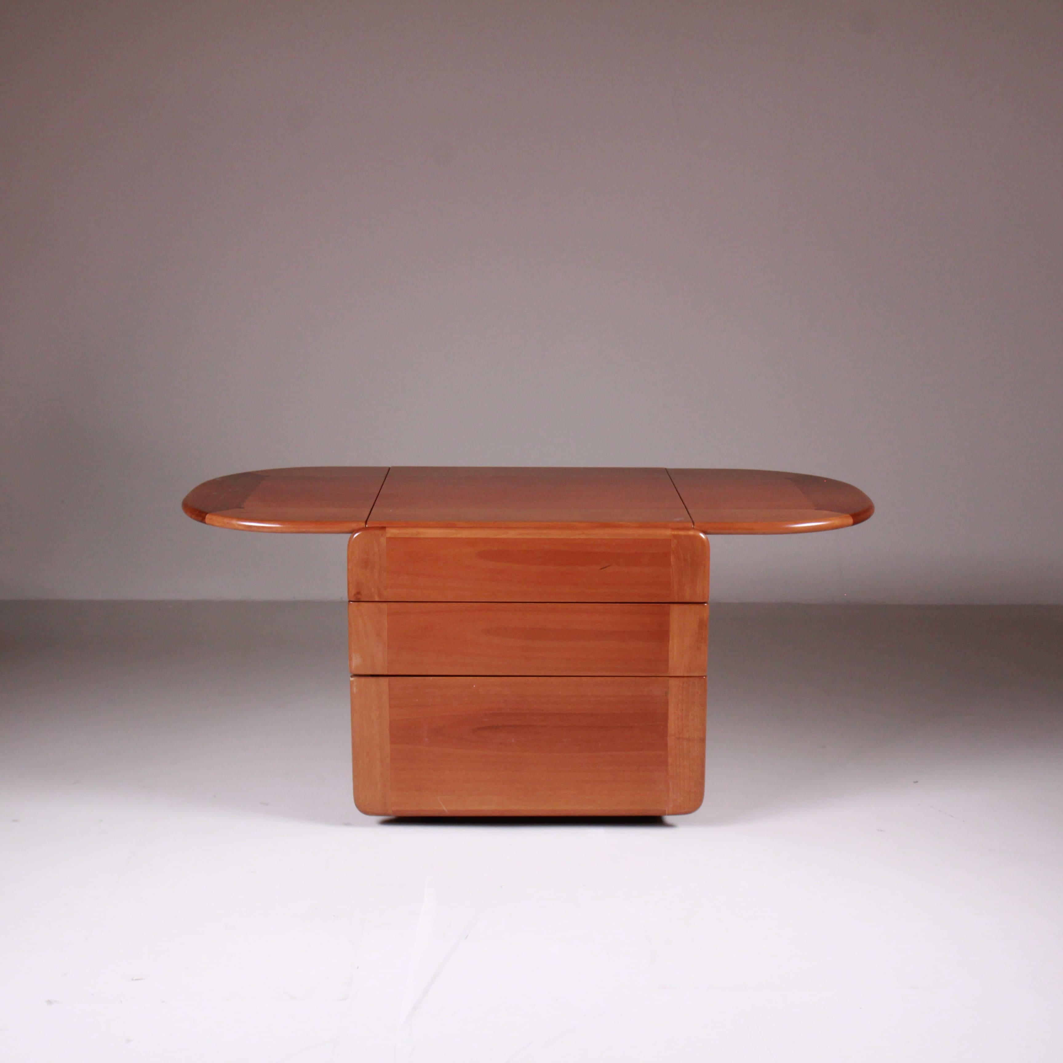 Late 20th Century Comodini, Afra e Tobia Scarpa, Molteni, 1970 For Sale