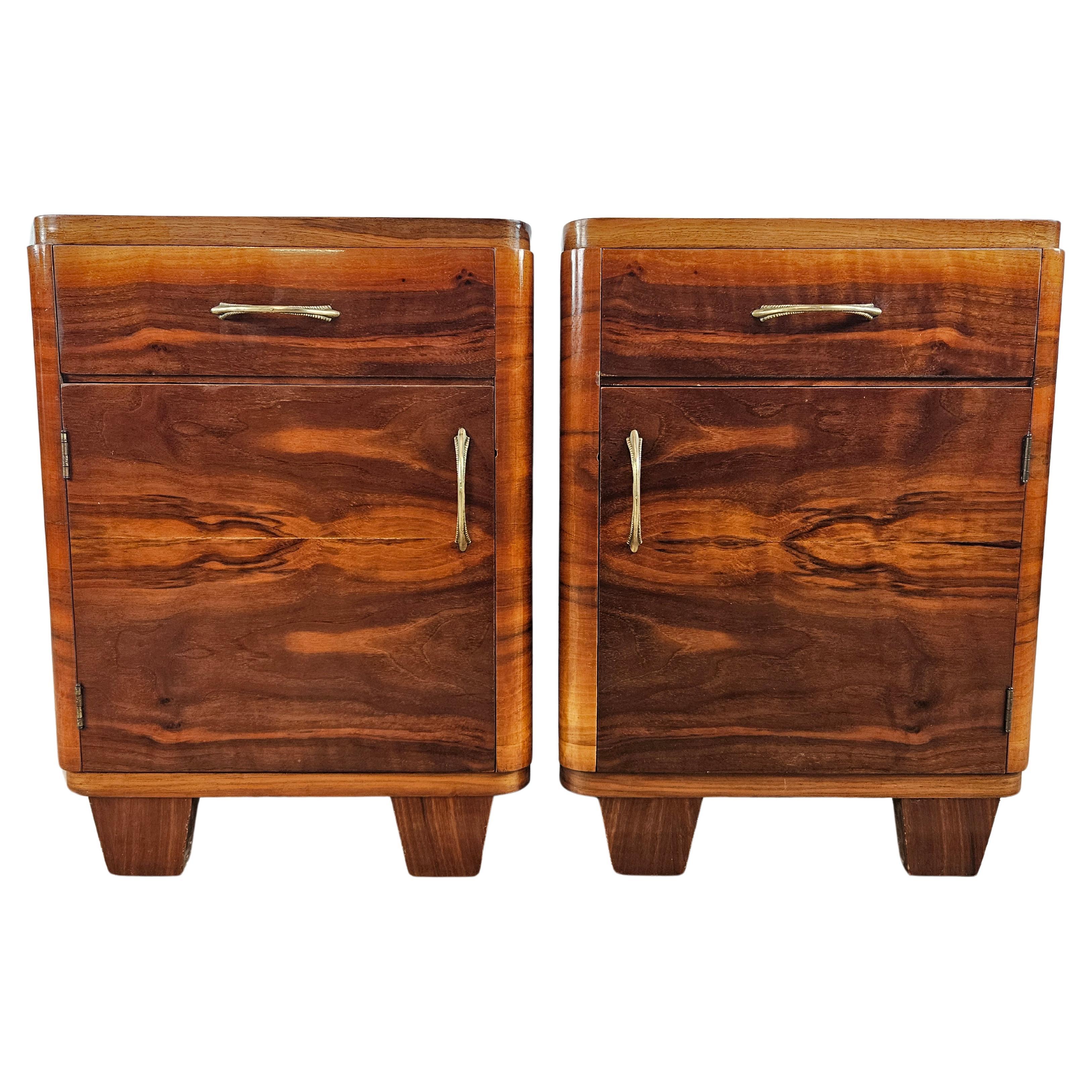 Walnut-covered 1950s nightstands 20th century For Sale