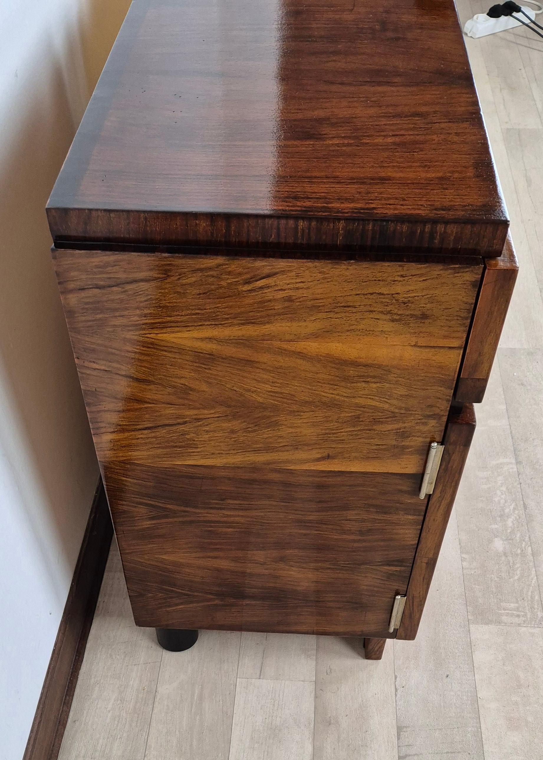 Art Deco nightstands 