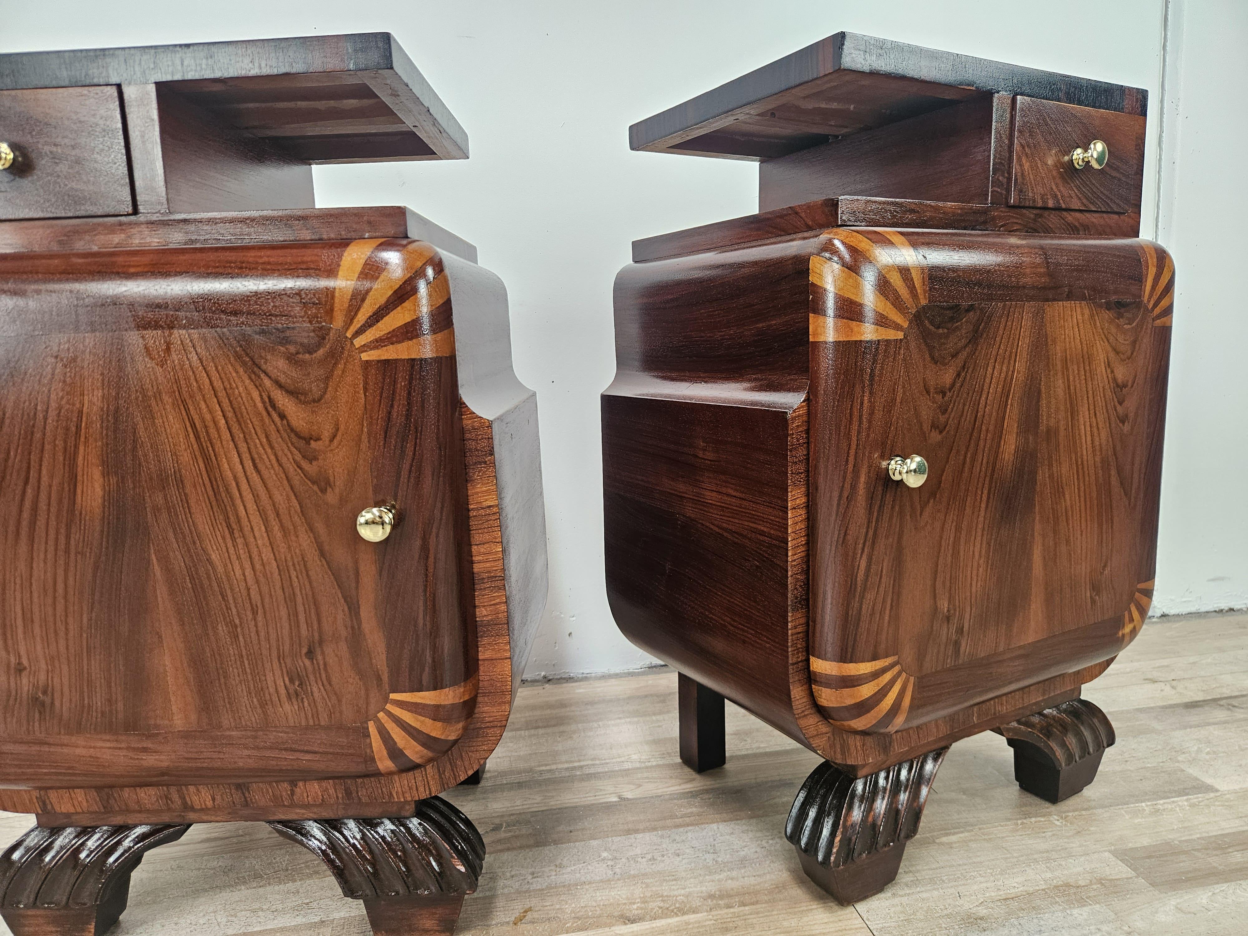 Tables de chevet Art déco des années 1940 en acajou et érable rosé en vente 7