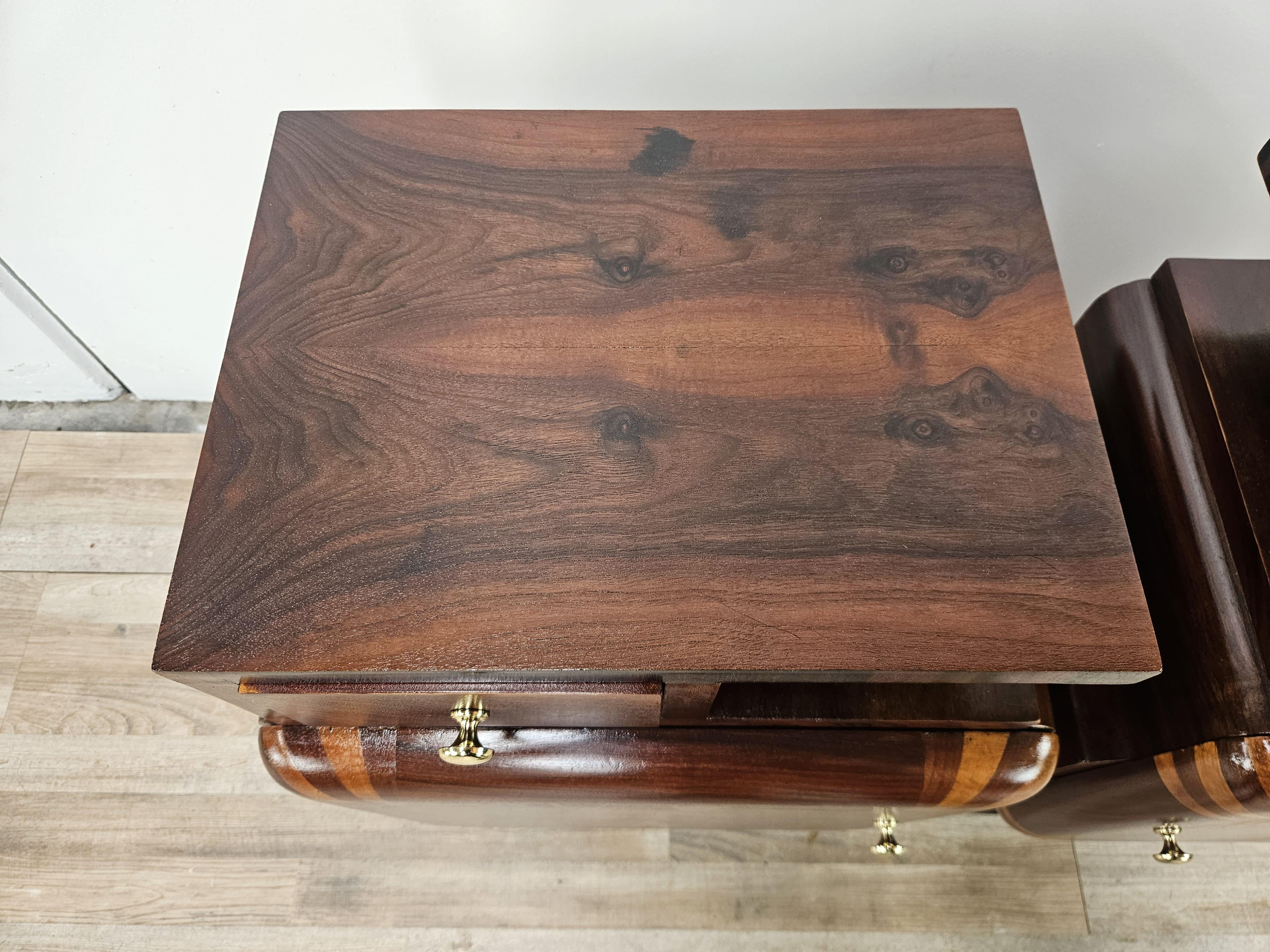 Mid-20th Century Tables de chevet Art déco des années 1940 en acajou et érable rosé en vente
